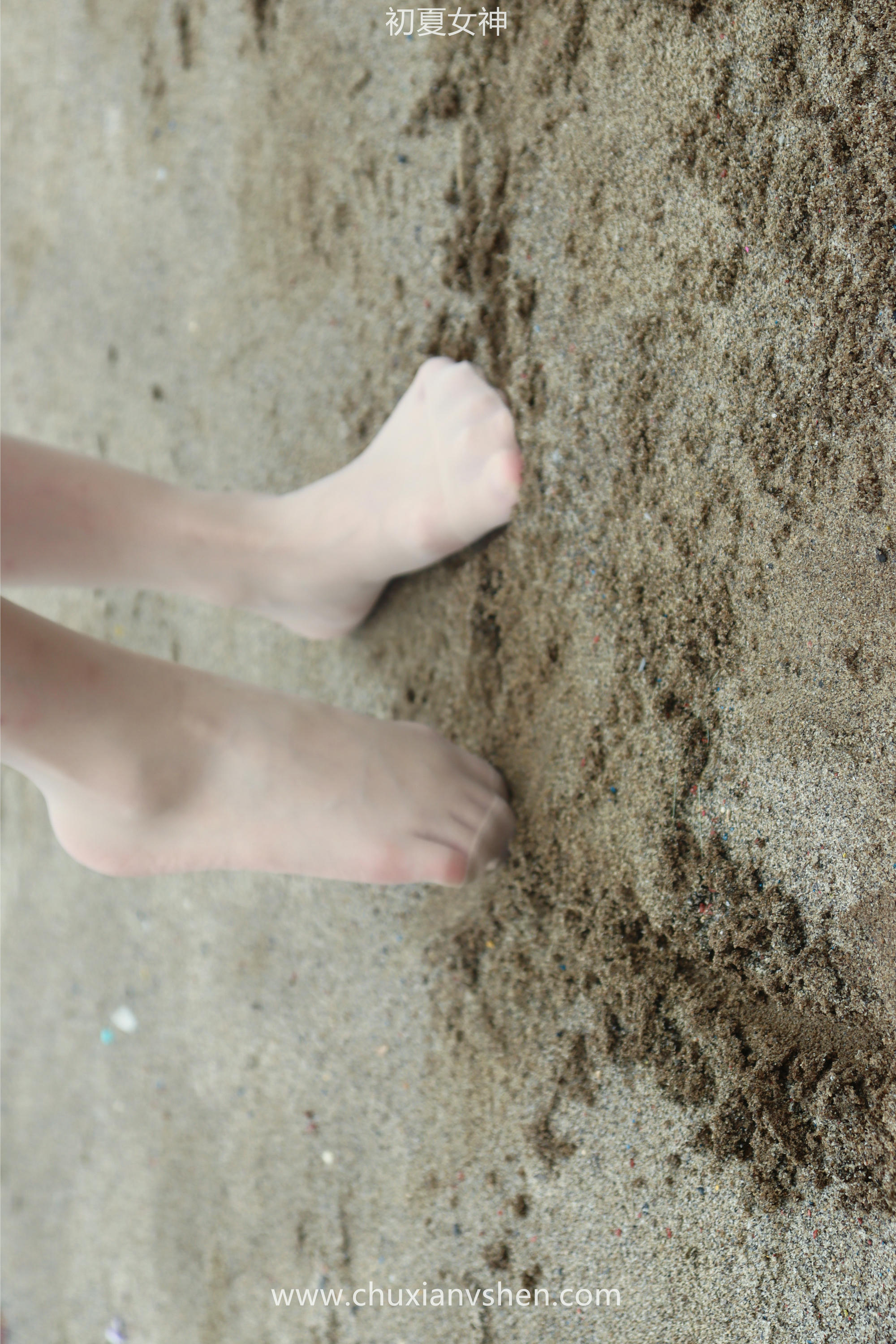 初夏女神 NO.050 双双 公园游玩[221P+1V／7.29GB]_第6集