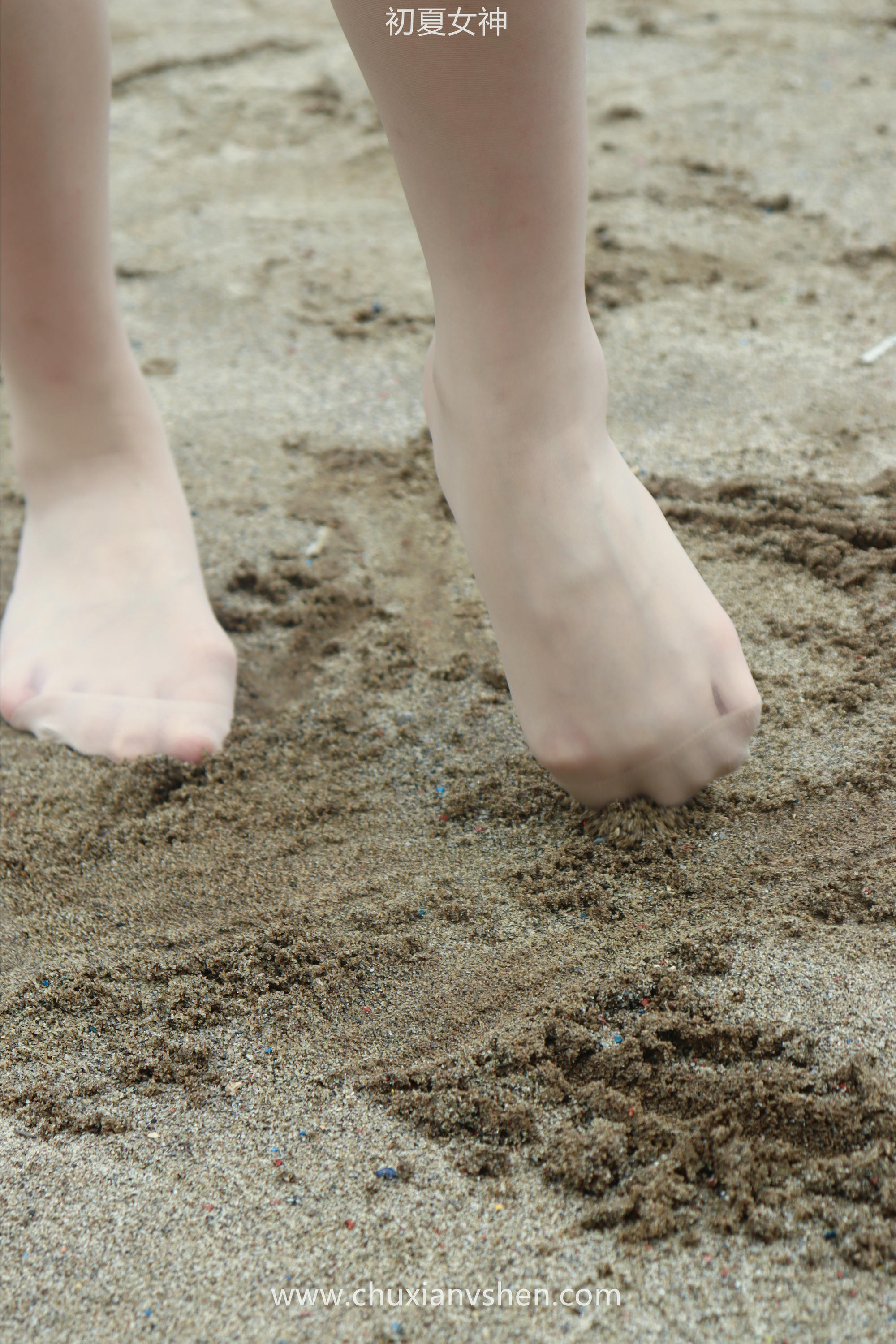 初夏女神 NO.050 双双 公园游玩[221P+1V／7.29GB]_第6集