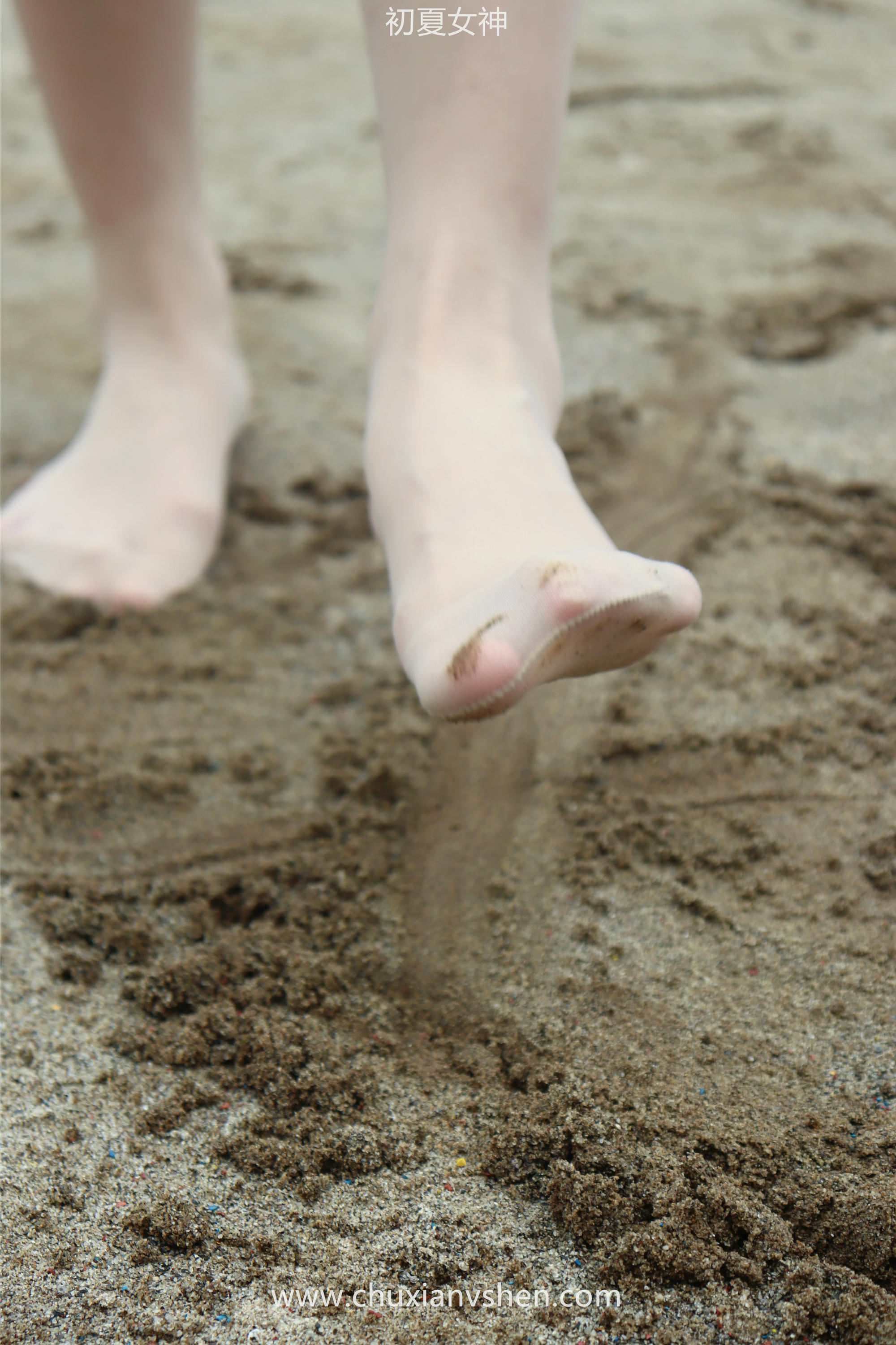 初夏女神 NO.050 双双 公园游玩[221P+1V／7.29GB]_第6集