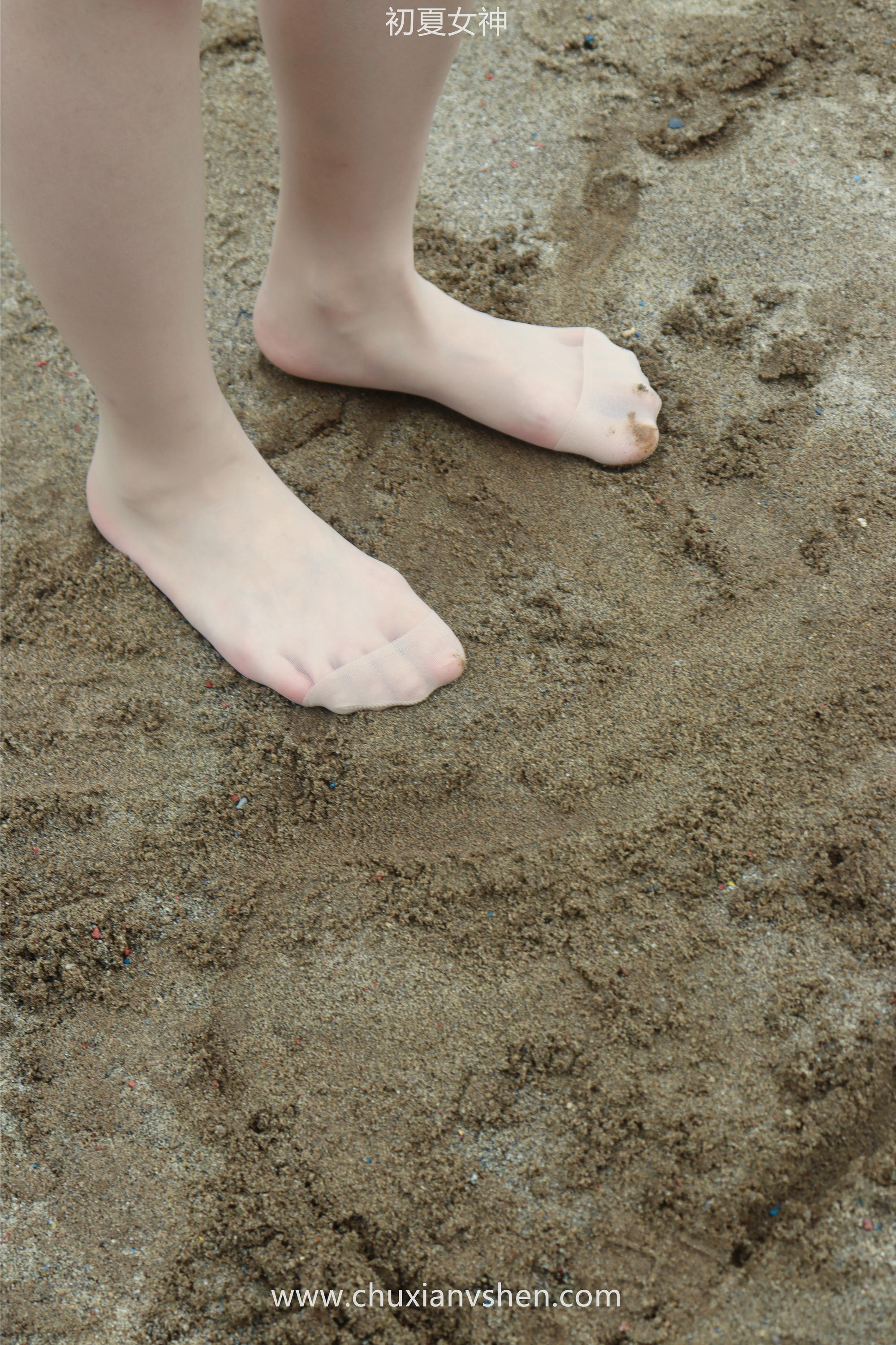 初夏女神 NO.050 双双 公园游玩[221P+1V／7.29GB]_第6集