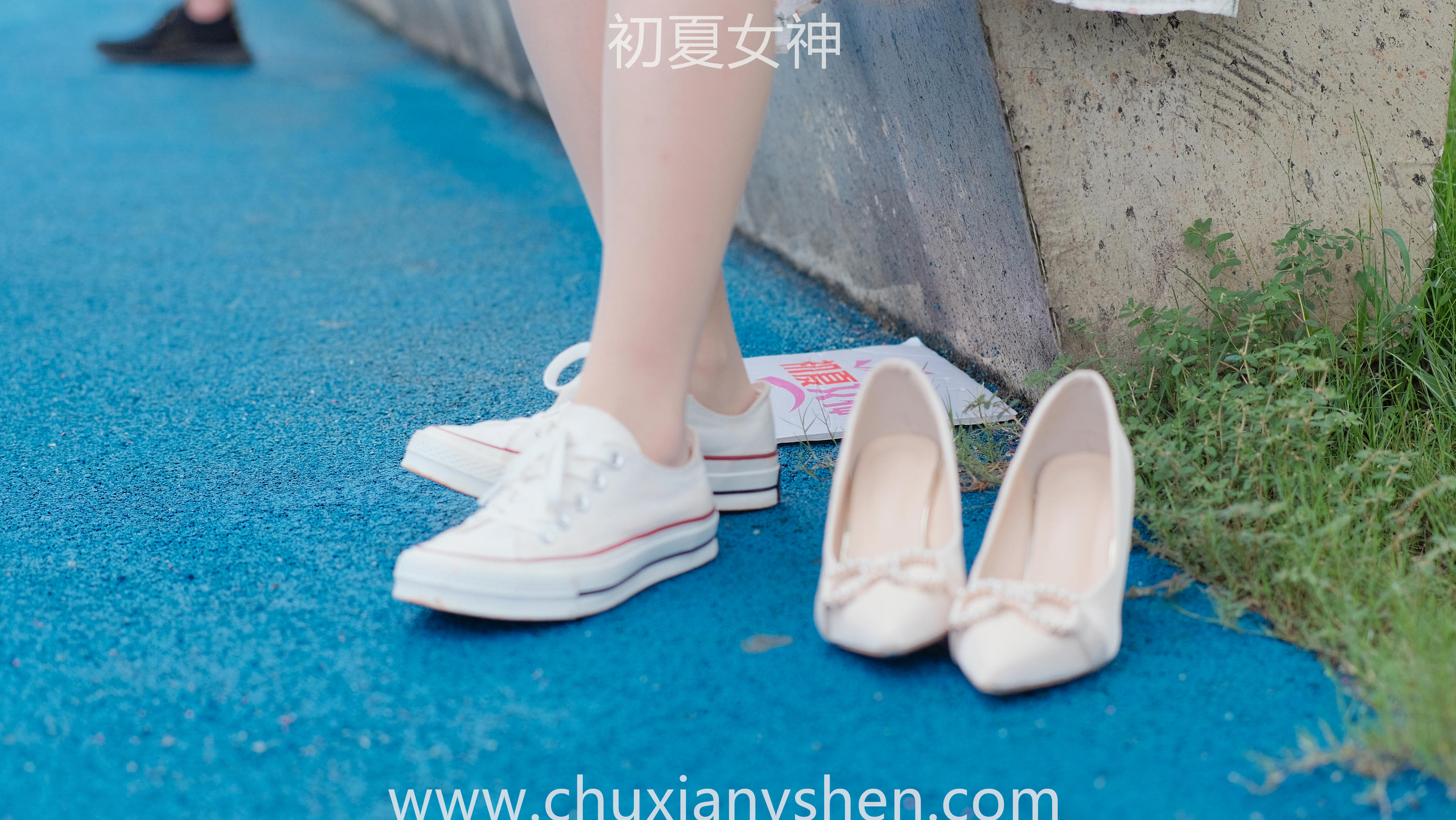 初夏女神 NO.050 双双 公园游玩[221P+1V／7.29GB]_第8集