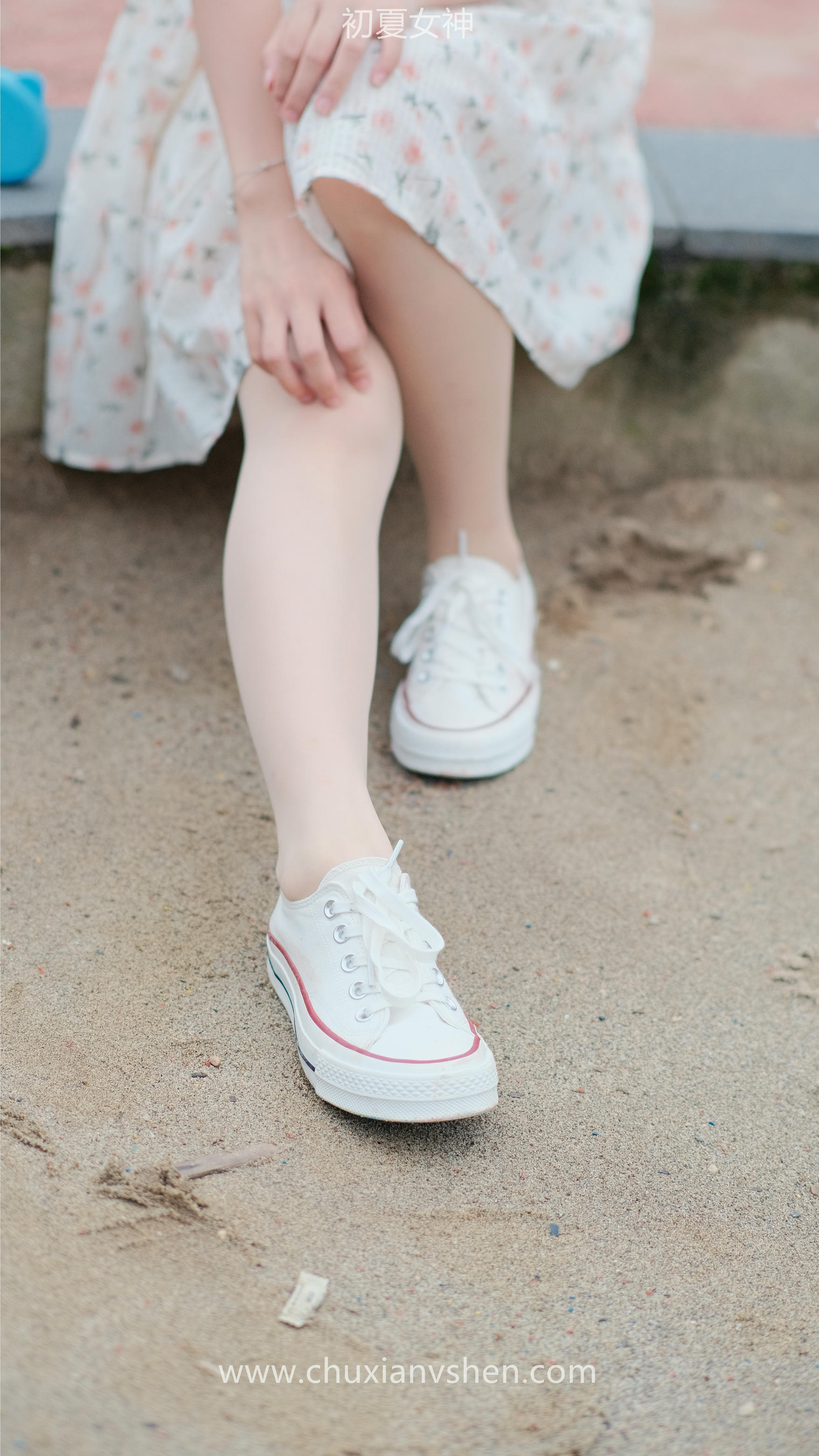 初夏女神 NO.050 双双 公园游玩[221P+1V／7.29GB]_第10集