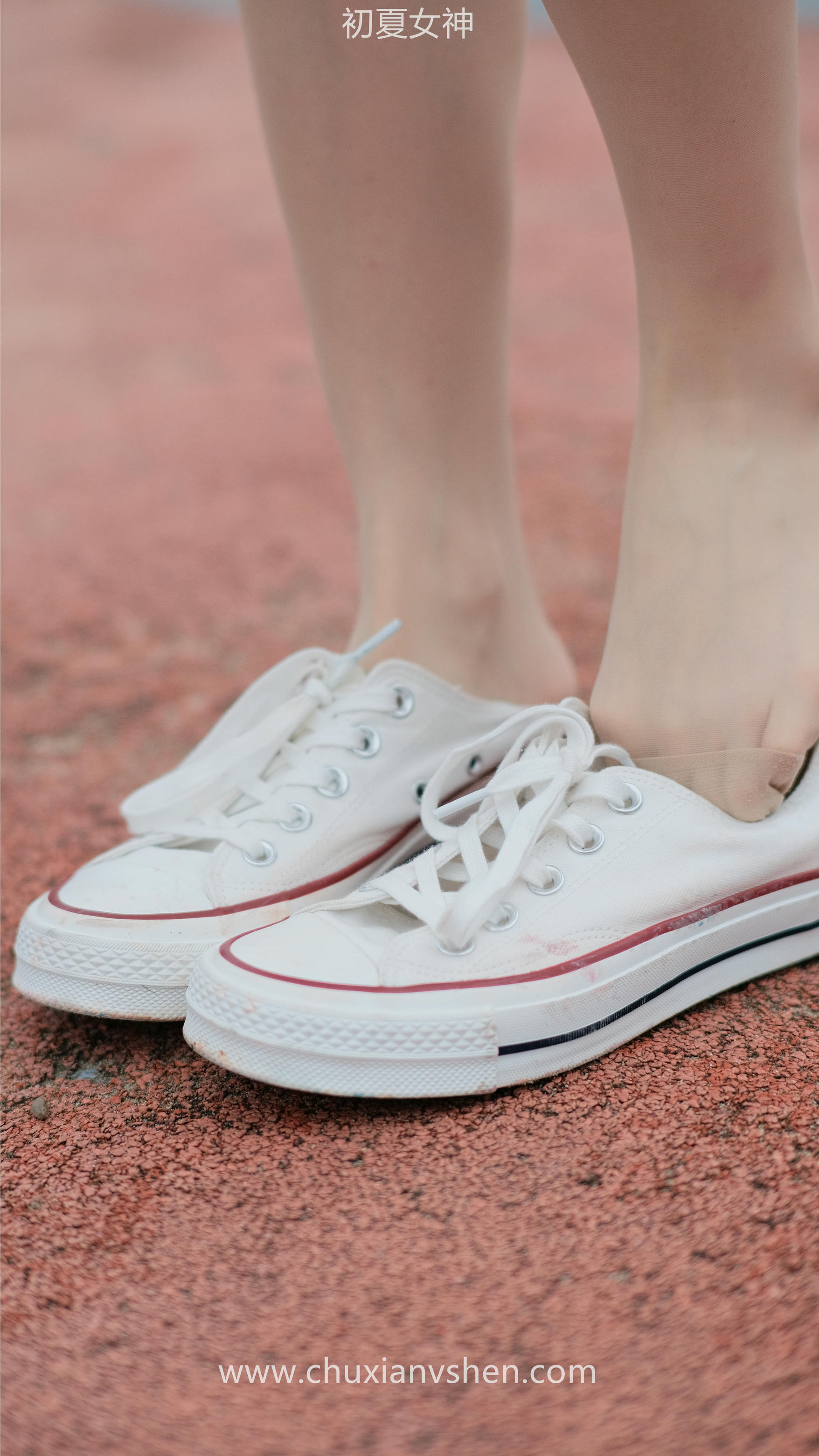 初夏女神 NO.050 双双 公园游玩[221P+1V／7.29GB]_第11集