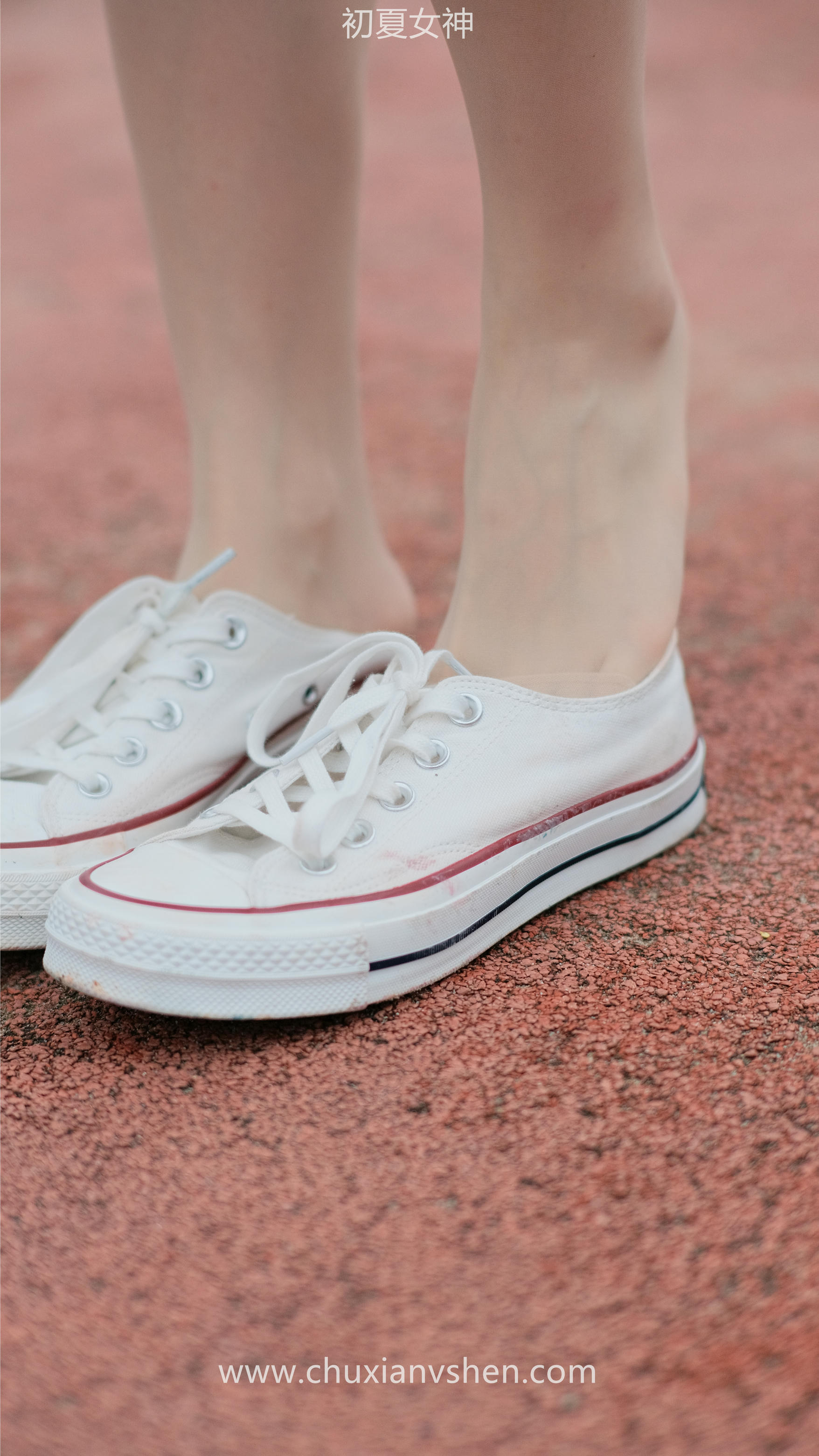 初夏女神 NO.050 双双 公园游玩[221P+1V／7.29GB]_第11集