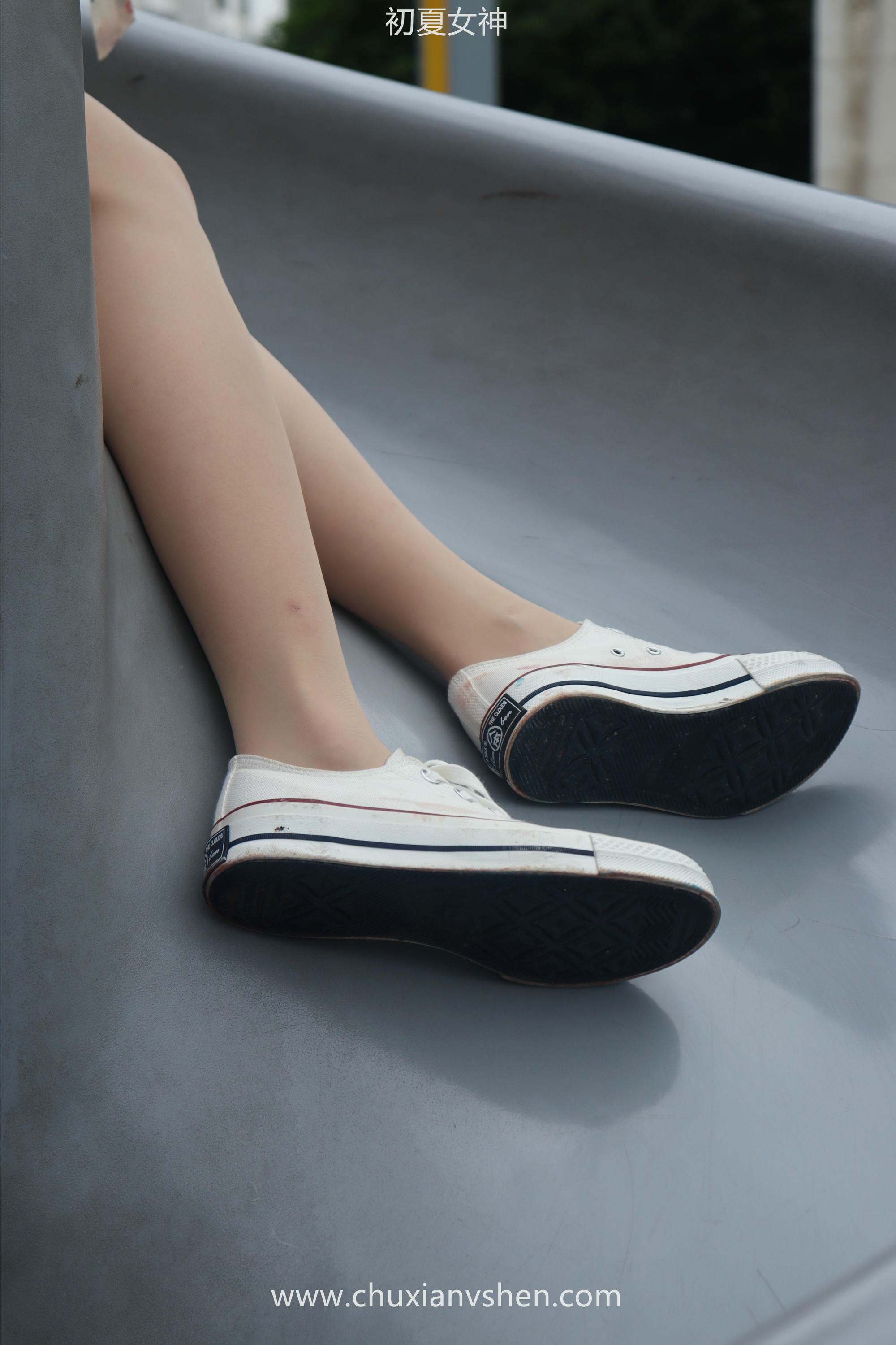 初夏女神 NO.050 双双 公园游玩[221P+1V／7.29GB]_第4集