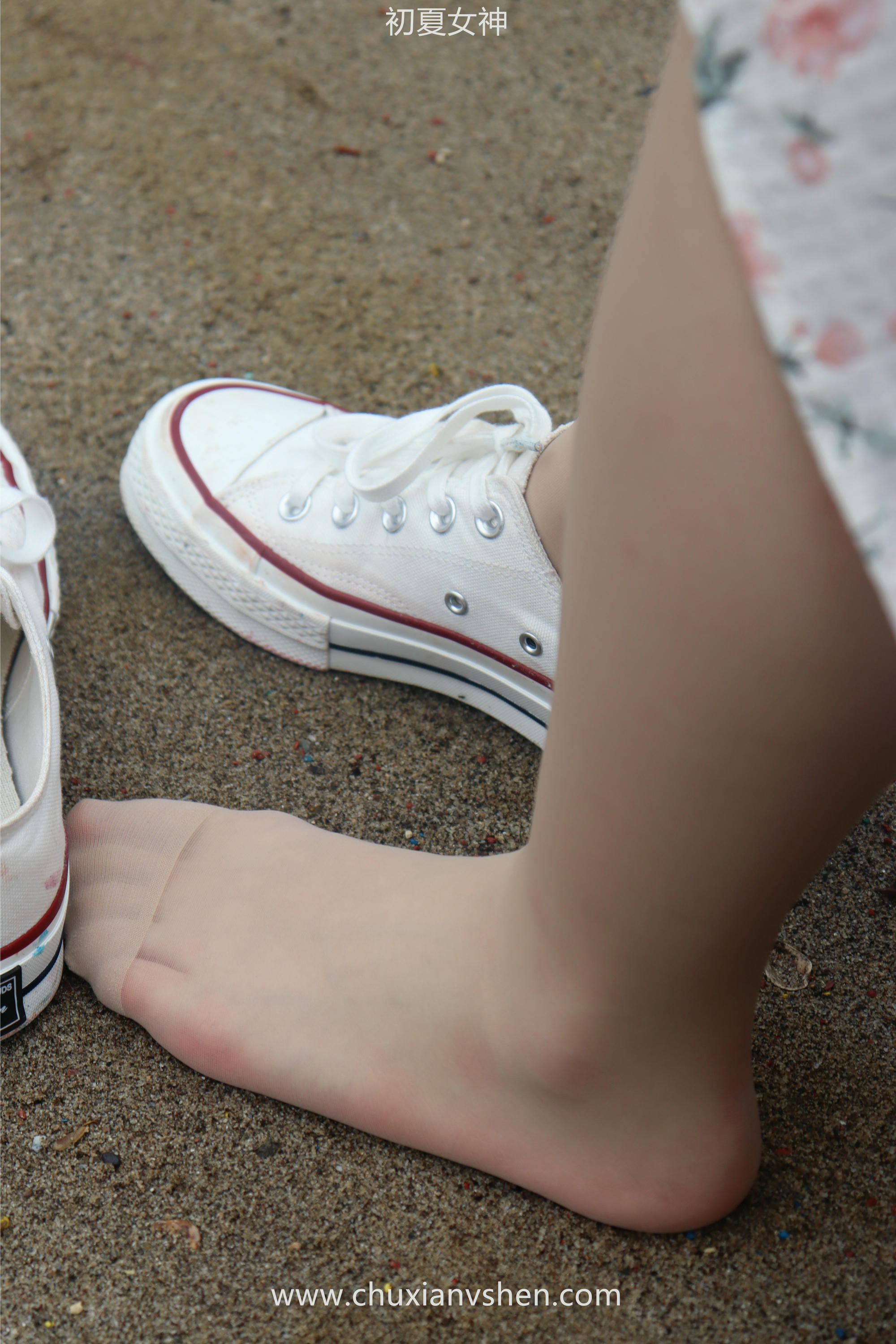 初夏女神 NO.050 双双 公园游玩[221P+1V／7.29GB]_第5集