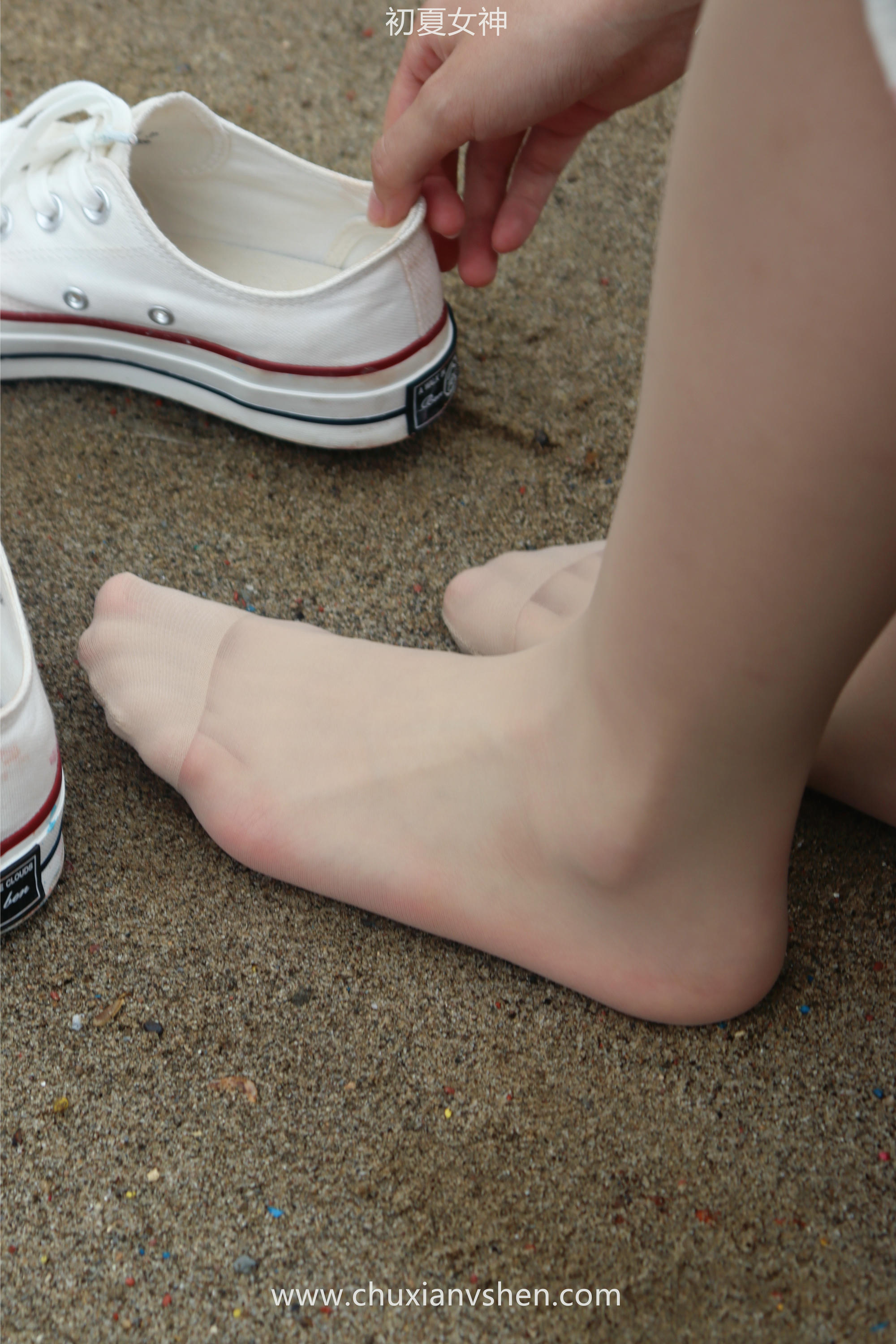 初夏女神 NO.050 双双 公园游玩[221P+1V／7.29GB]_第5集