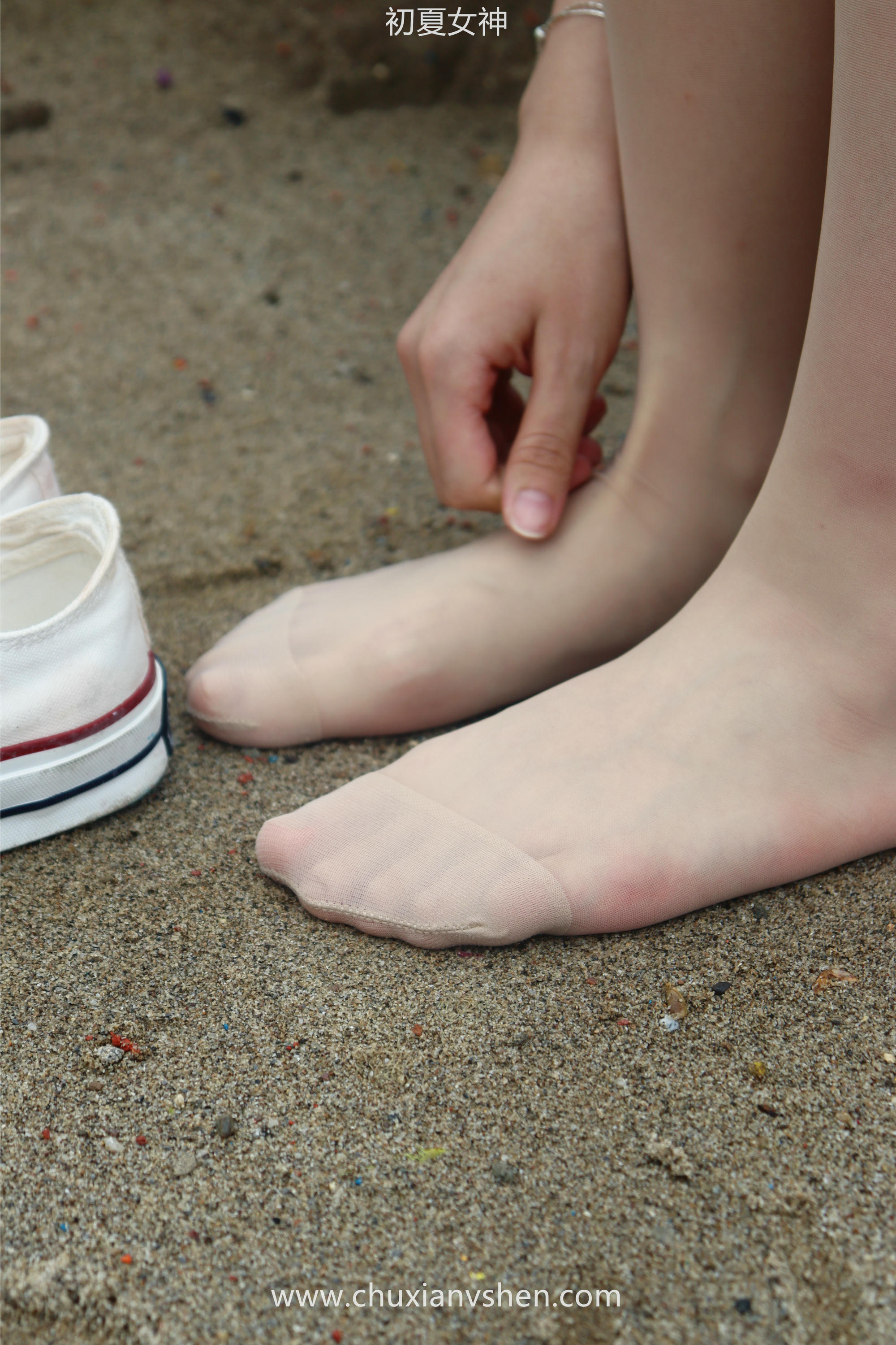 初夏女神 NO.050 双双 公园游玩[221P+1V／7.29GB]_第5集