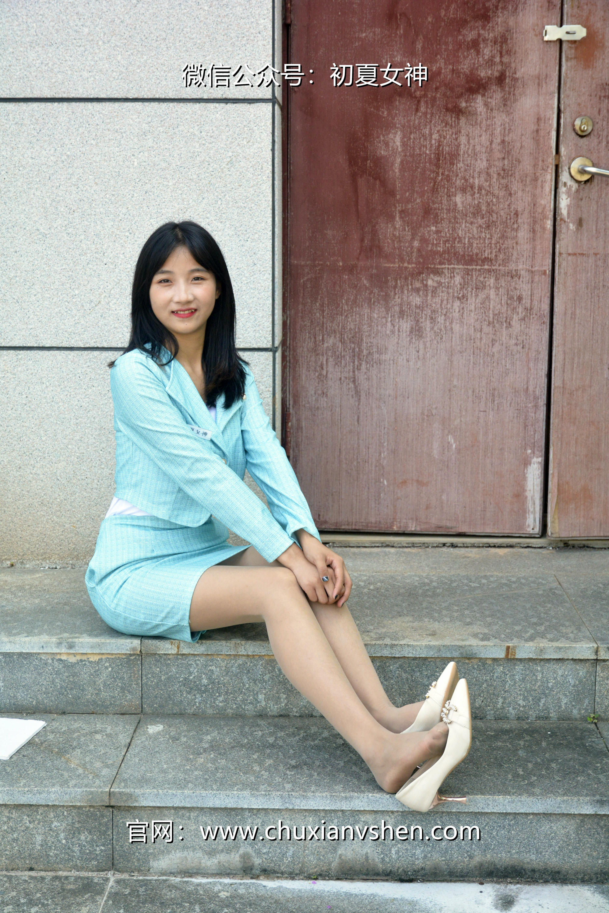 初夏女神 NO.022  点点 浅蓝正装[160P+1V／4.93GB]_第3集