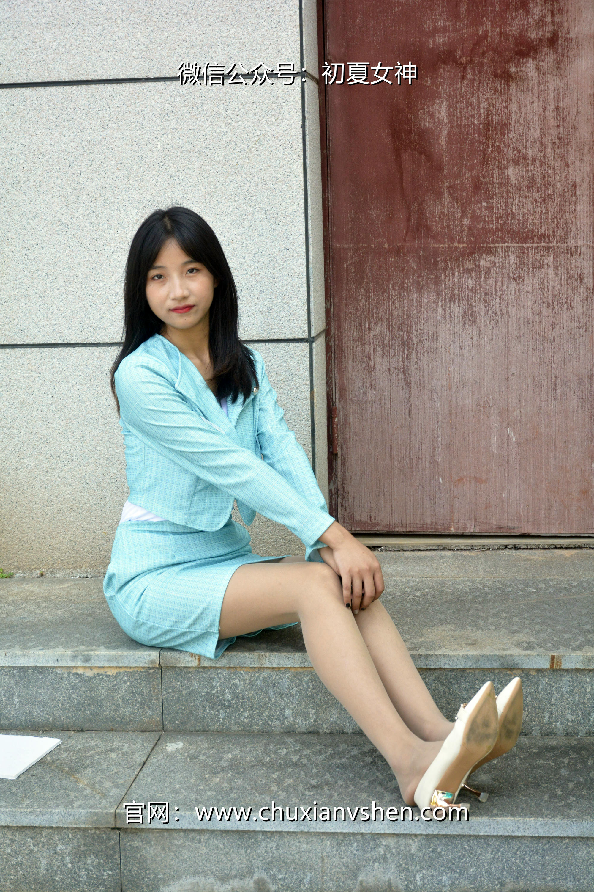 初夏女神 NO.022  点点 浅蓝正装[160P+1V／4.93GB]_第4集