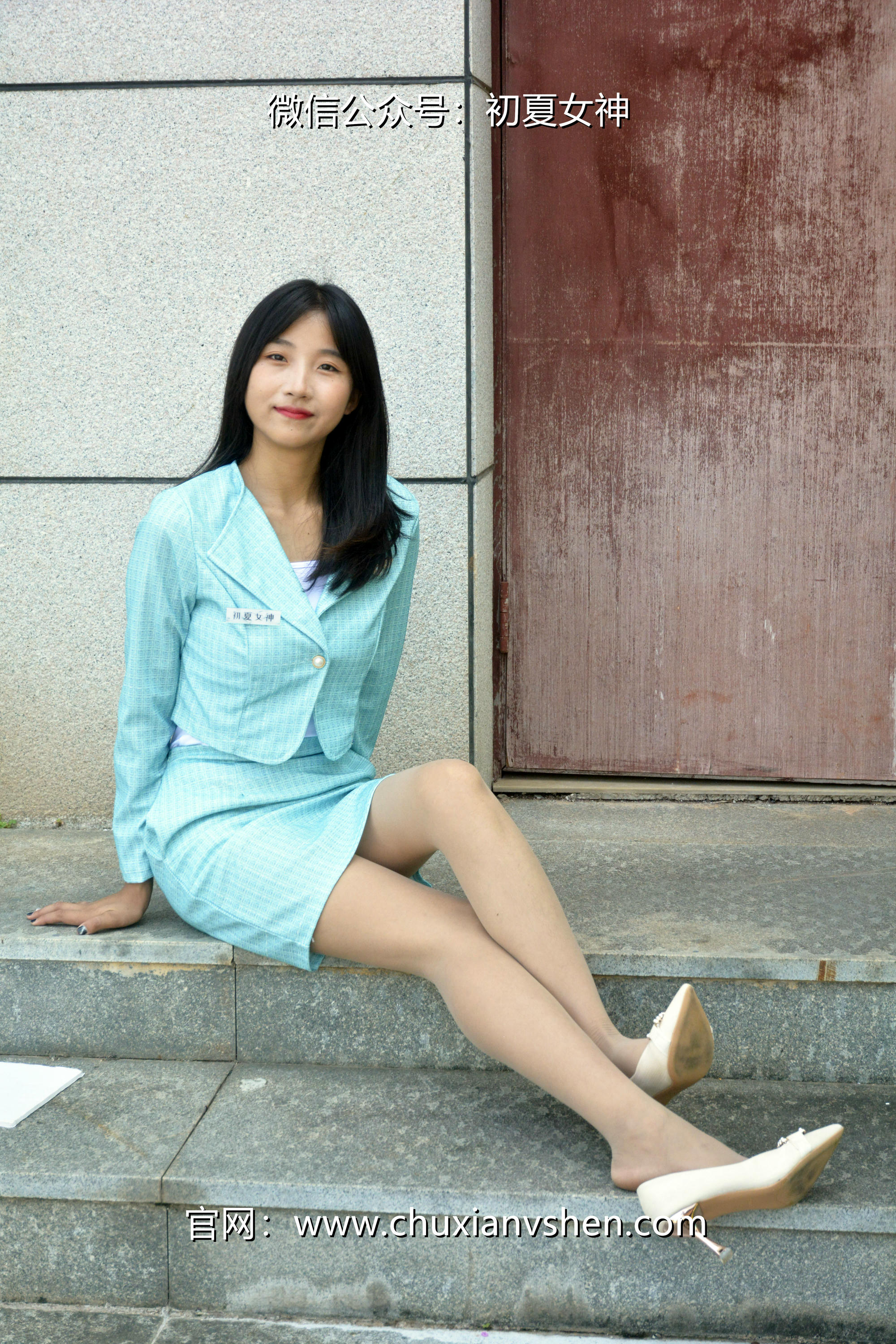 初夏女神 NO.022  点点 浅蓝正装[160P+1V／4.93GB]_第4集