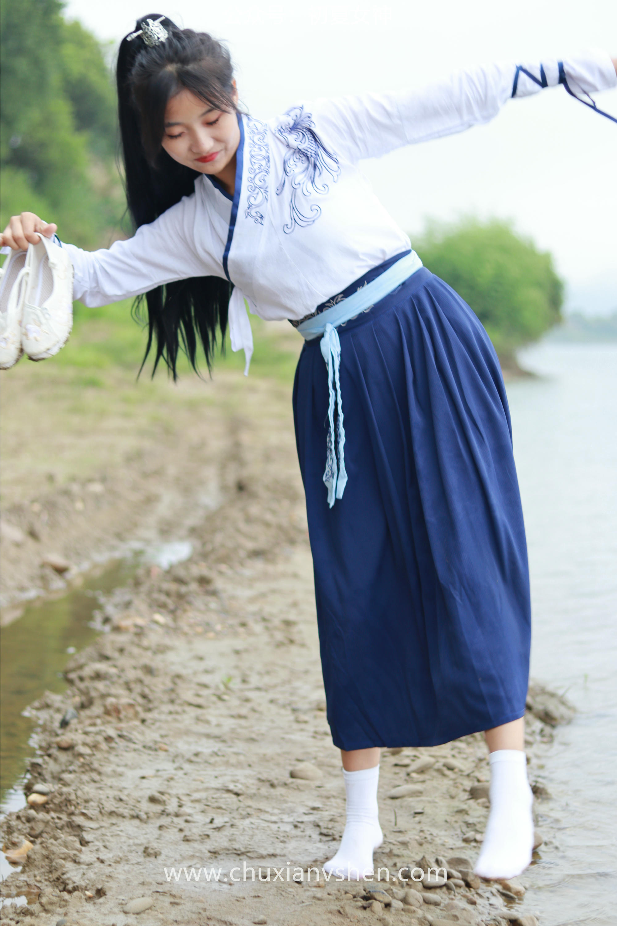 初夏女神 NO.051 双双&点点 剑侠情缘[168P+1V／6.34GB]_第7集