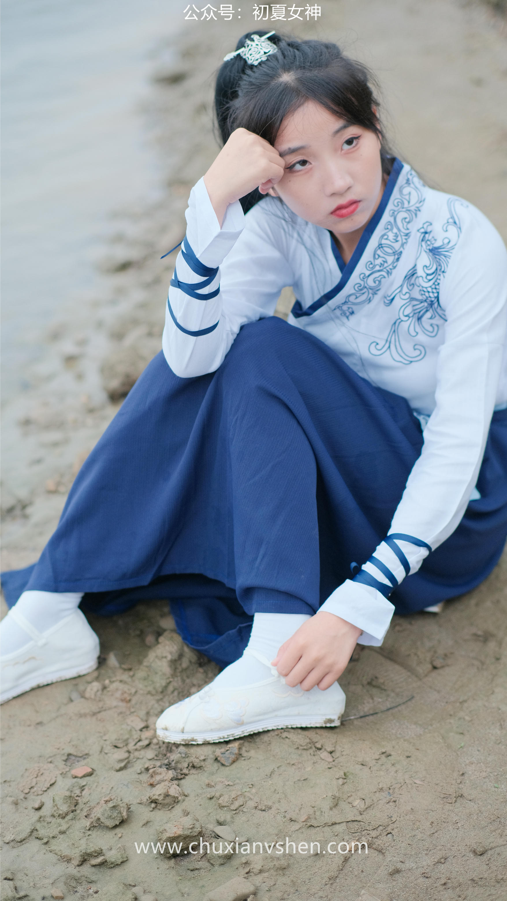 初夏女神 NO.051 双双&点点 剑侠情缘[168P+1V／6.34GB]_第2集