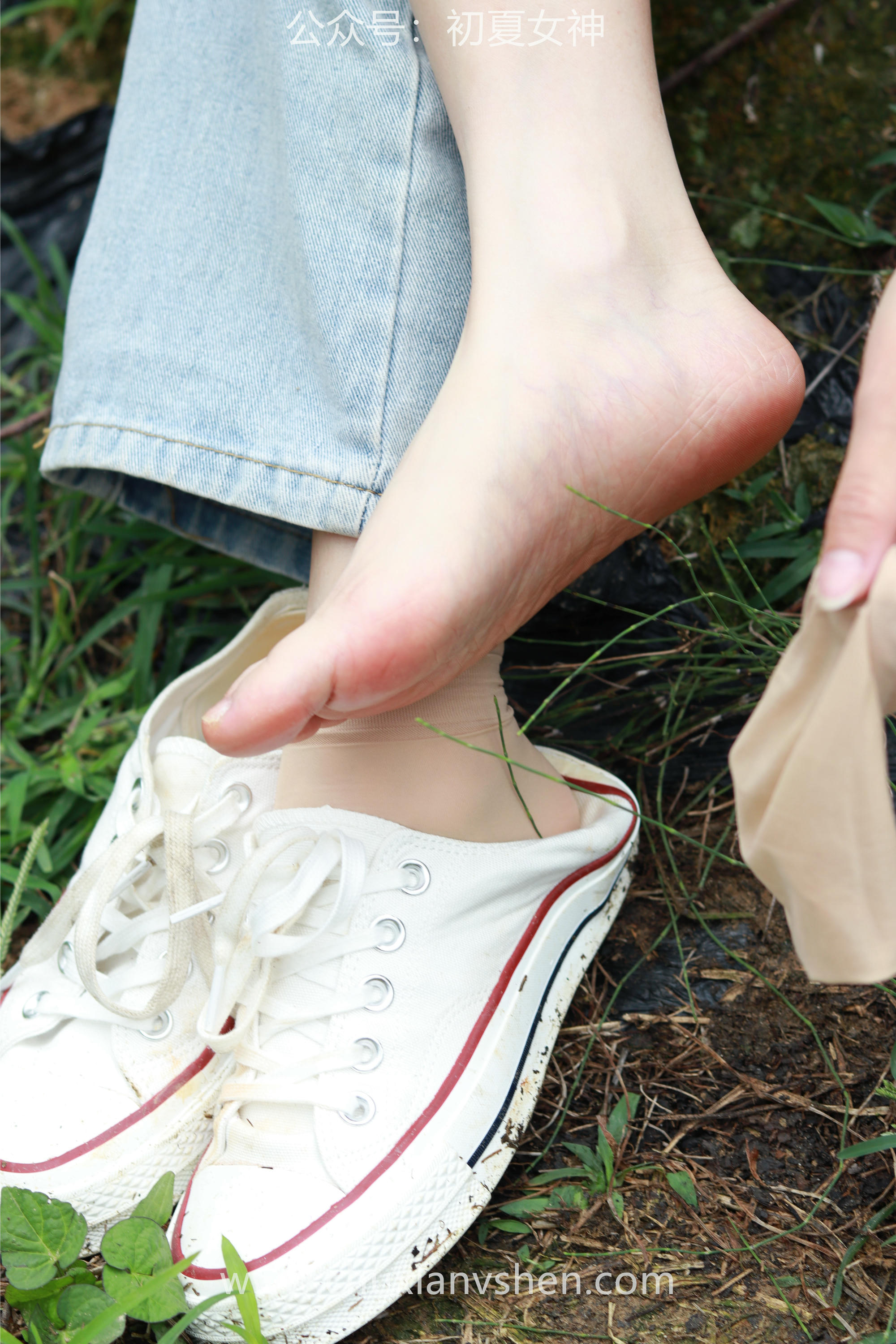 初夏女神 NO.055 双双&点点 桃园姐妹[172P+1V／6.33GB]_第8集