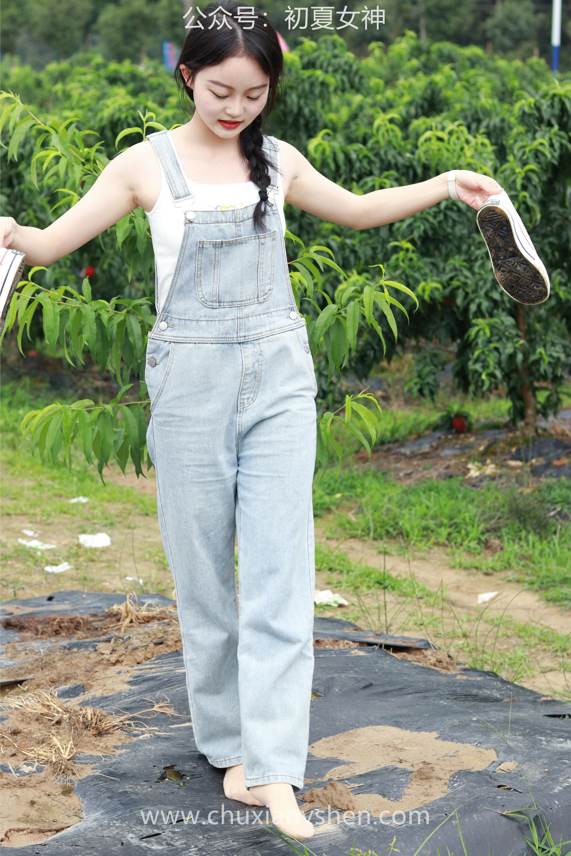 初夏女神 NO.055 双双&点点 桃园姐妹[172P+1V／6.33GB]_第9集