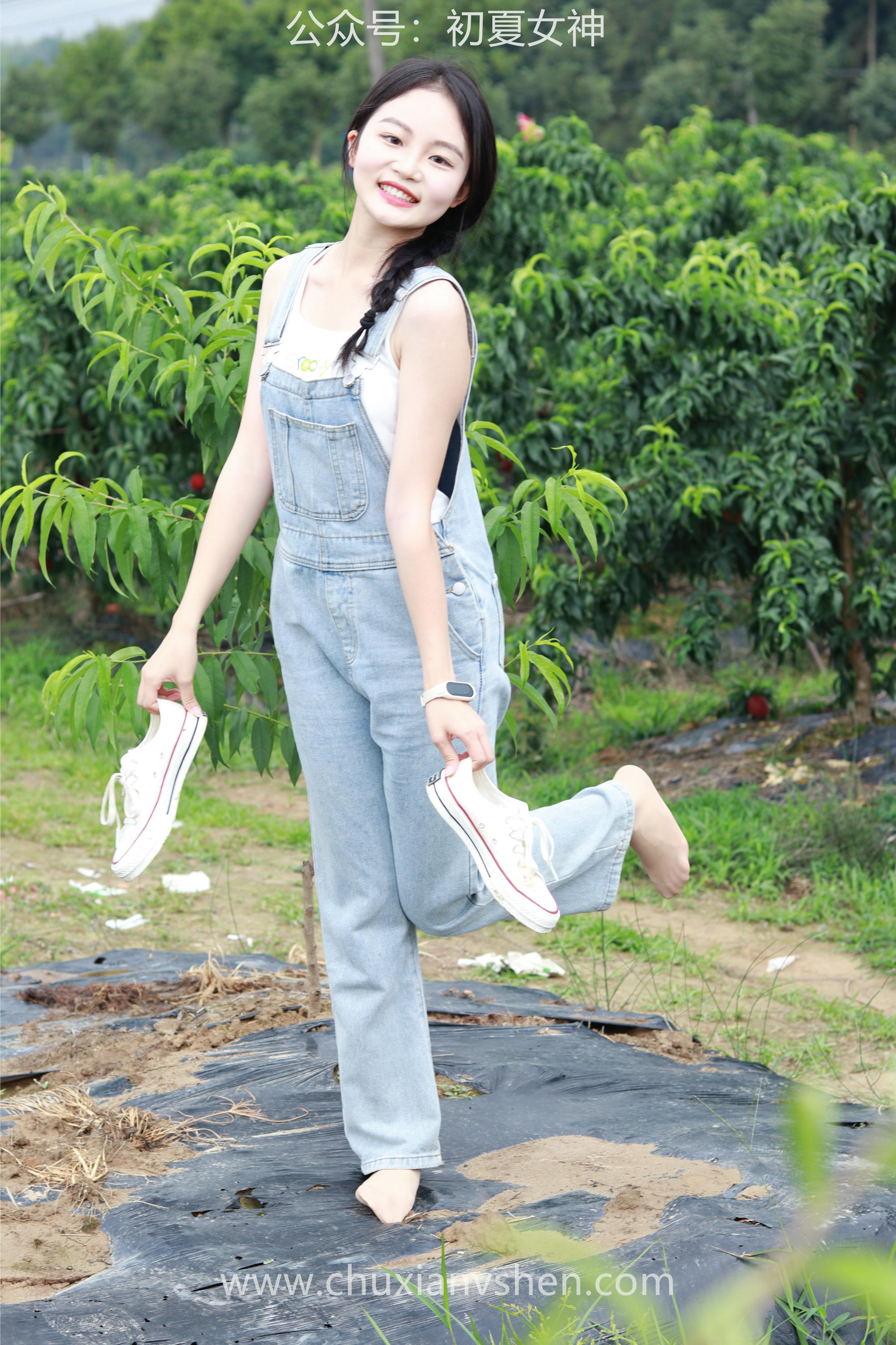 初夏女神 NO.055 双双&点点 桃园姐妹[172P+1V／6.33GB]_第9集