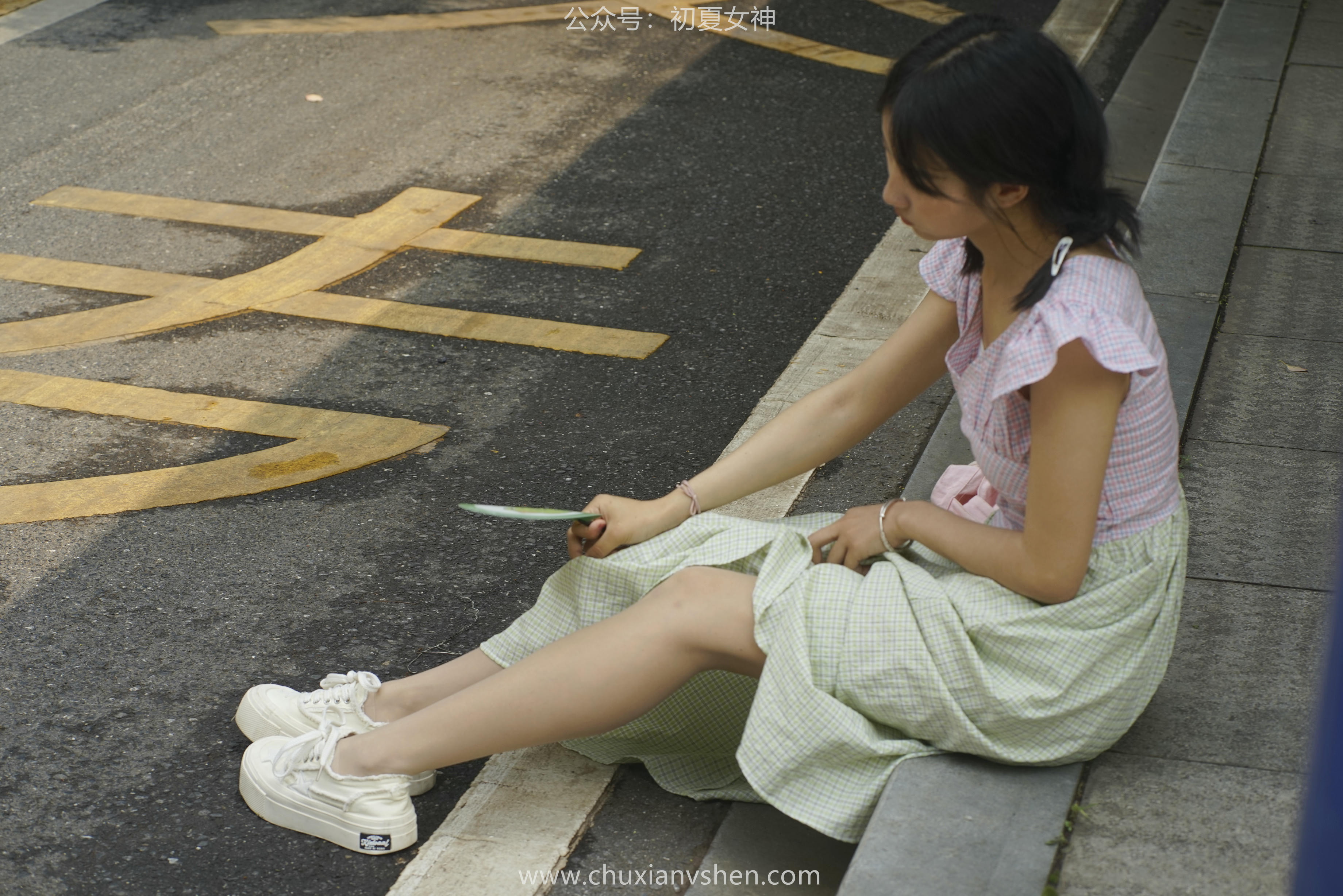 初夏女神 NO.057 点点 糖果女孩[168P+1V／6.45GB]_第1集