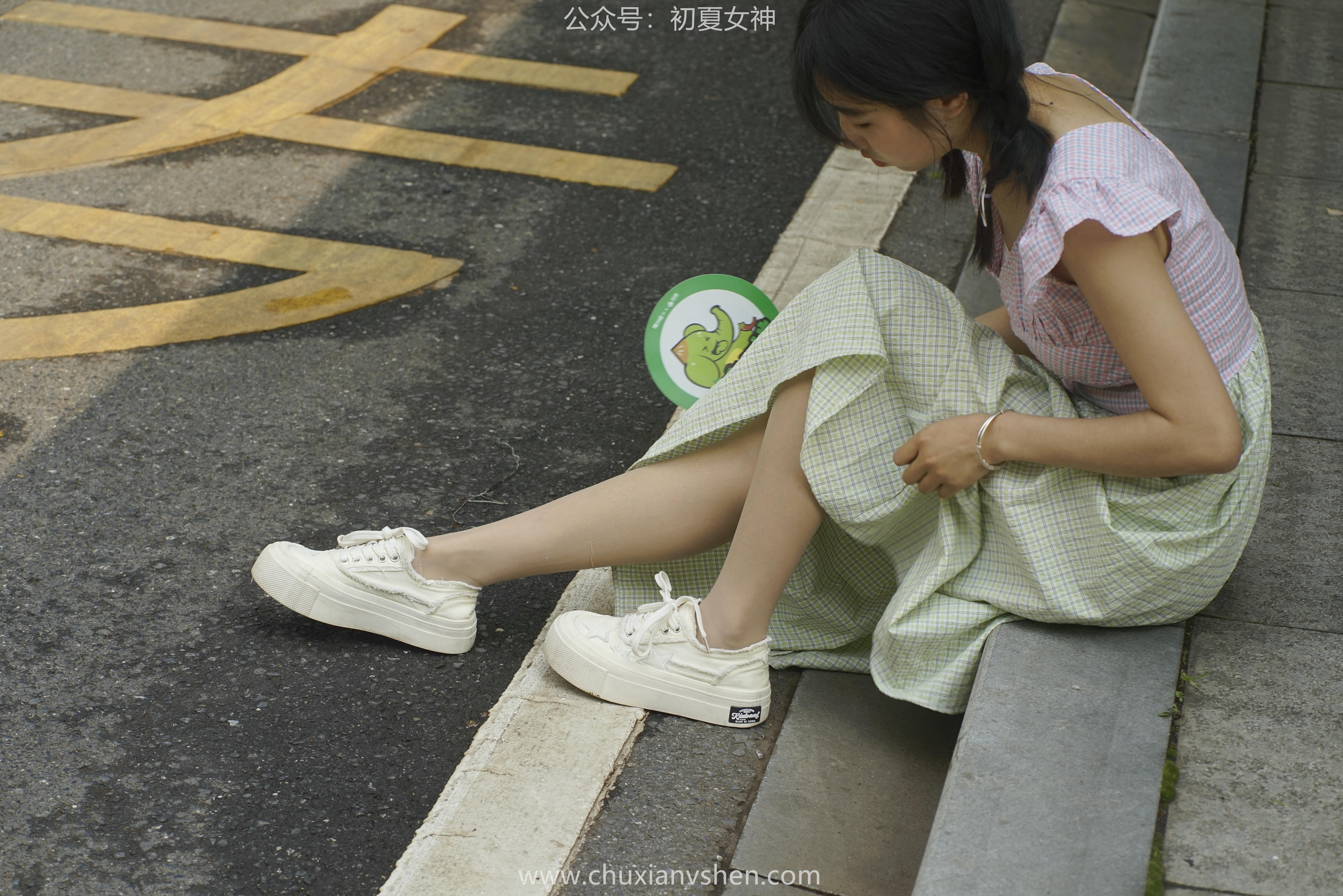 初夏女神 NO.057 点点 糖果女孩[168P+1V／6.45GB]_第2集