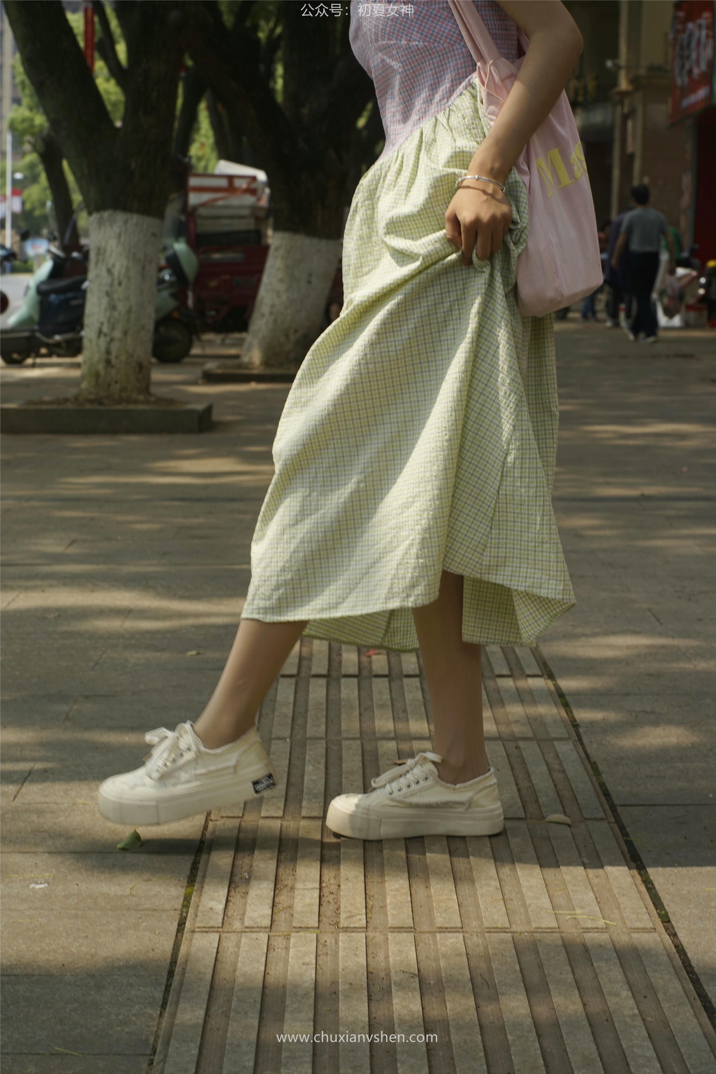 初夏女神 NO.057 点点 糖果女孩[168P+1V／6.45GB]_第3集