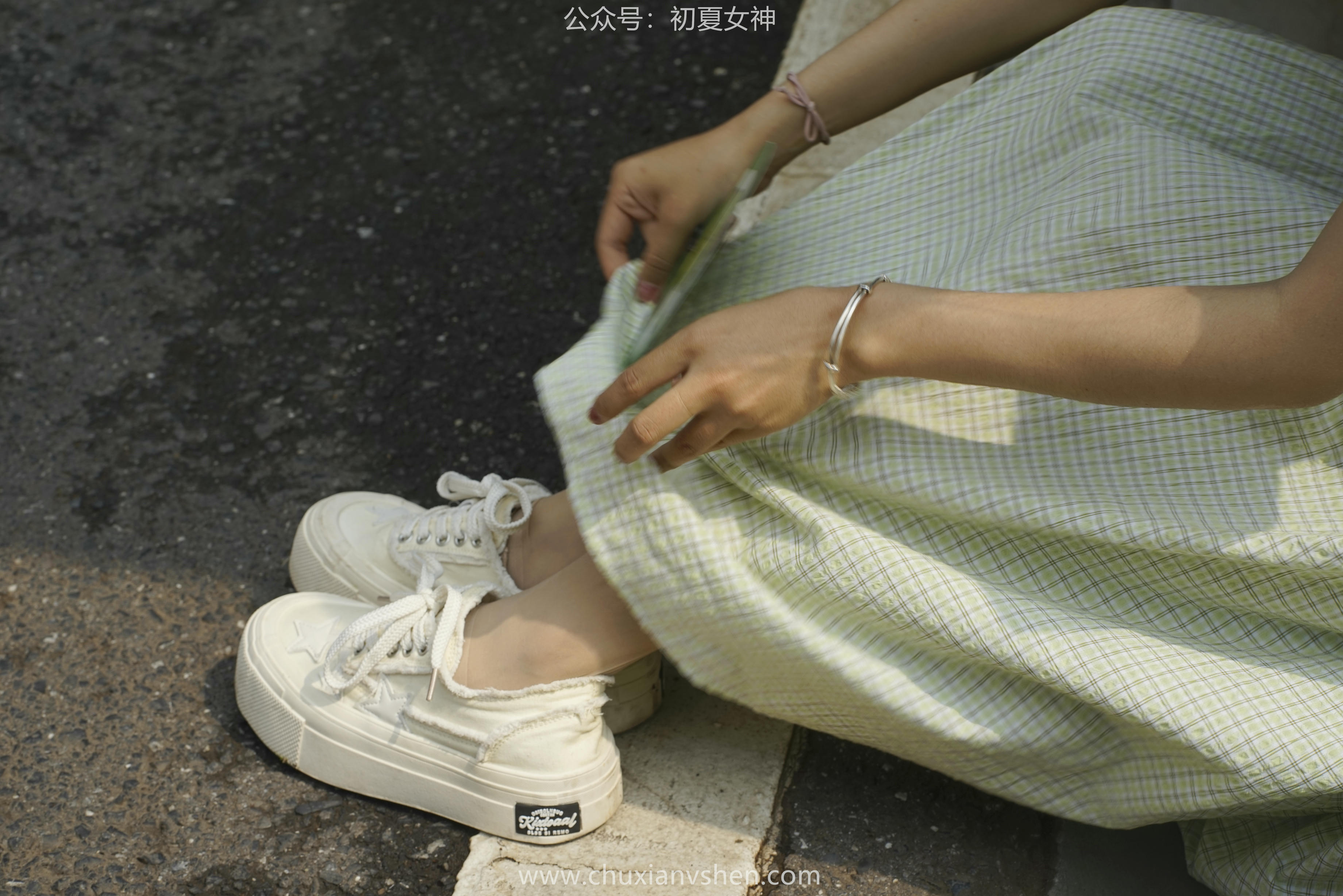 初夏女神 NO.057 点点 糖果女孩[168P+1V／6.45GB]_第1集