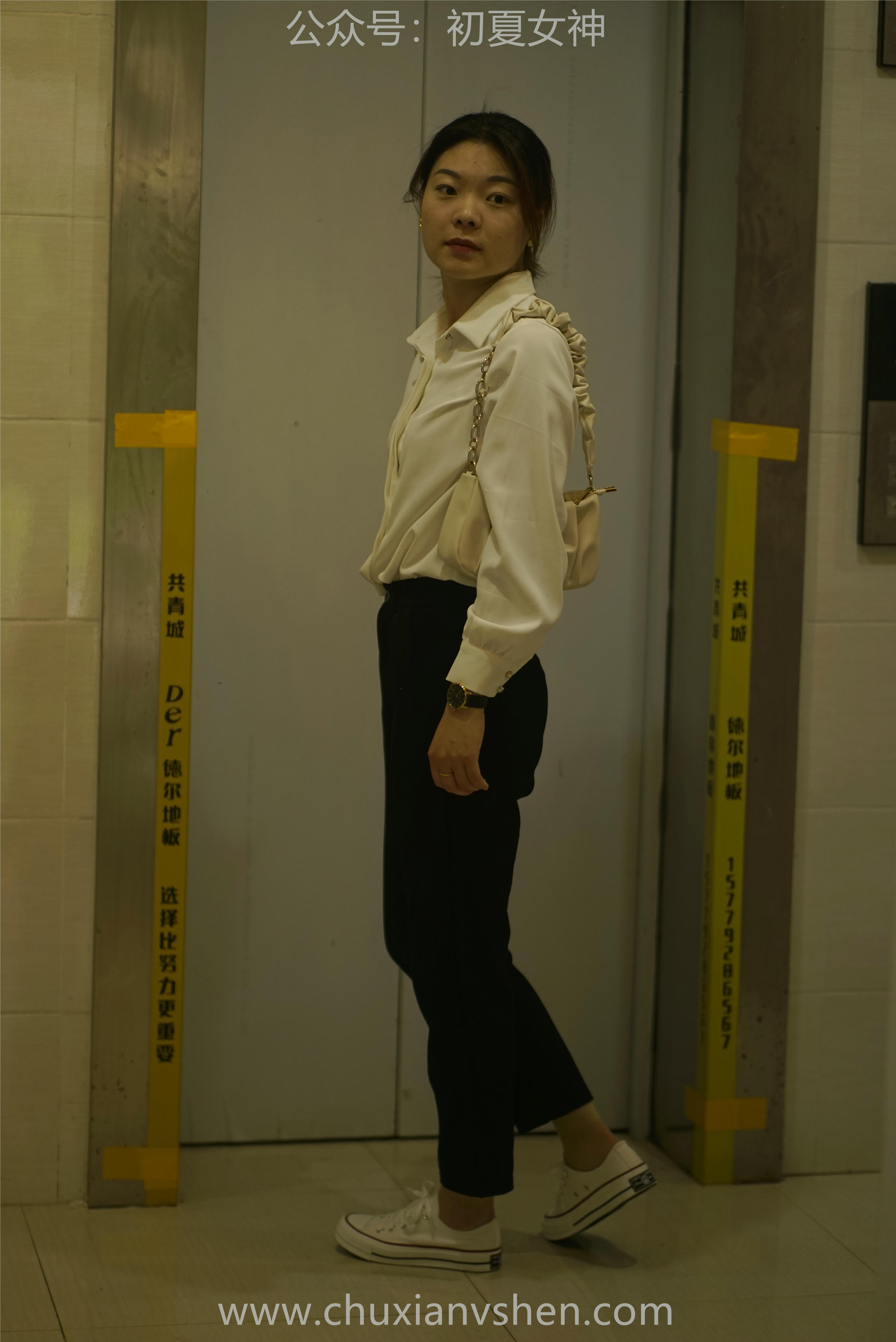 初夏女神 NO.060 小悦悦 职场小白[129P+1V／5.48GB]_第5集