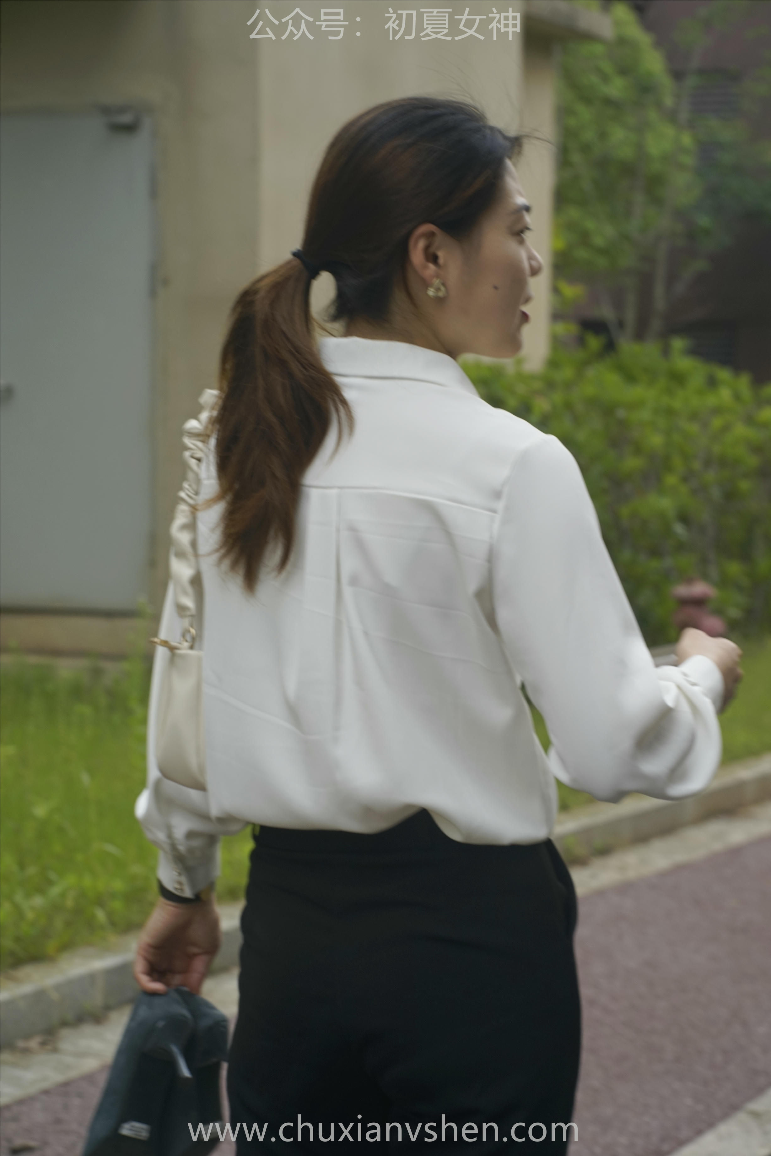 初夏女神 NO.060 小悦悦 职场小白[129P+1V／5.48GB]_第6集