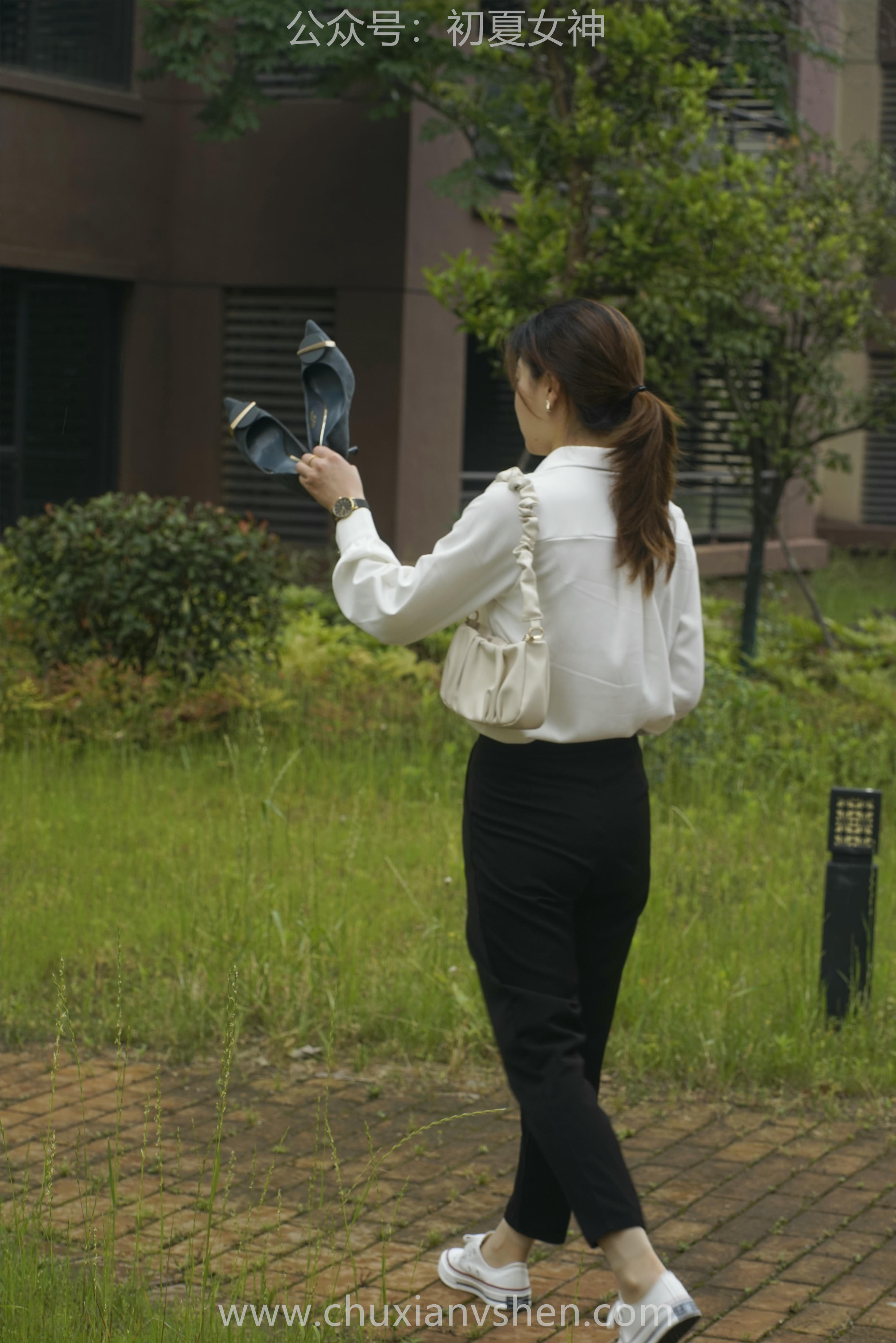 初夏女神 NO.060 小悦悦 职场小白[129P+1V／5.48GB]_第6集