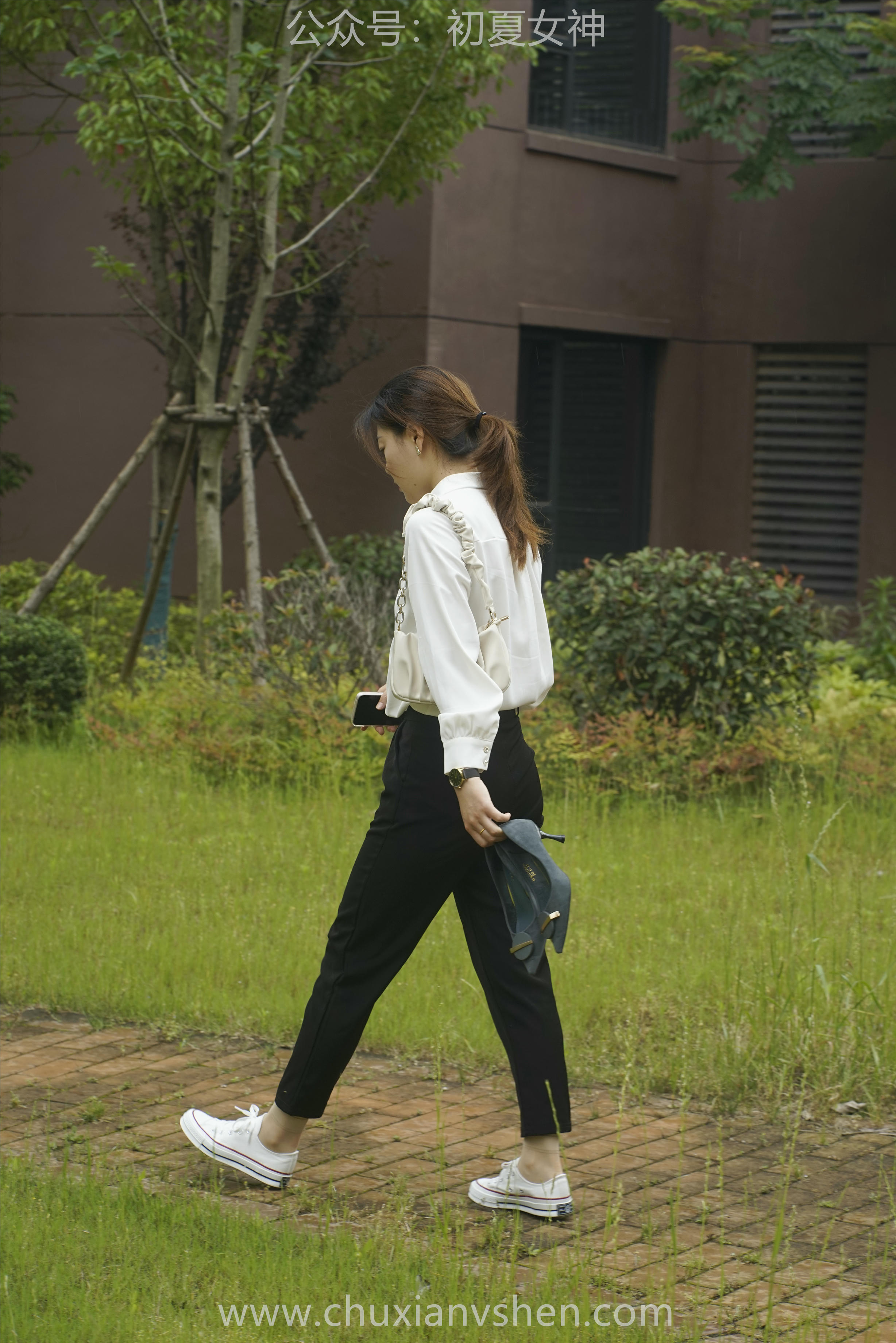 初夏女神 NO.060 小悦悦 职场小白[129P+1V／5.48GB]_第6集