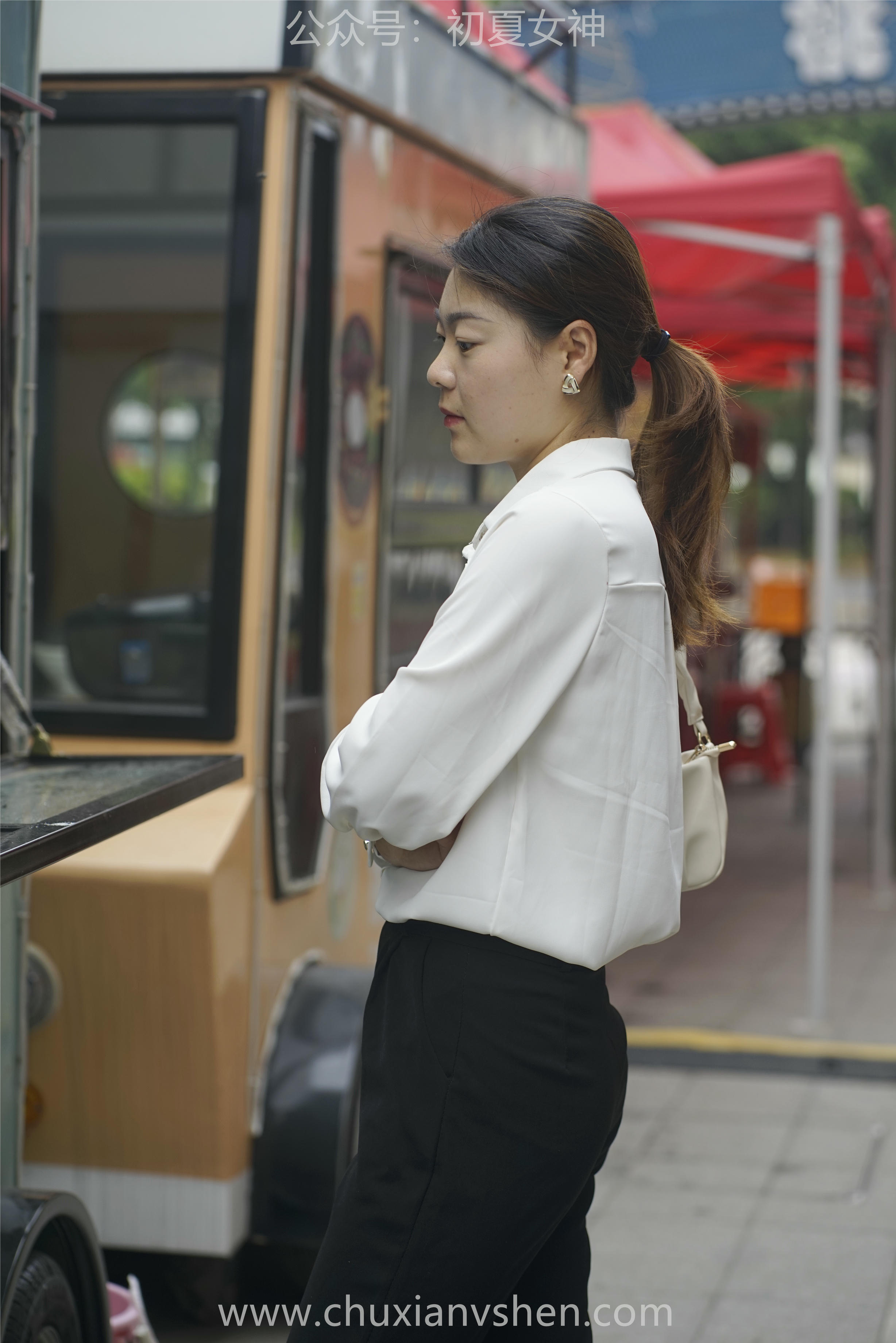 初夏女神 NO.060 小悦悦 职场小白[129P+1V／5.48GB]_第2集