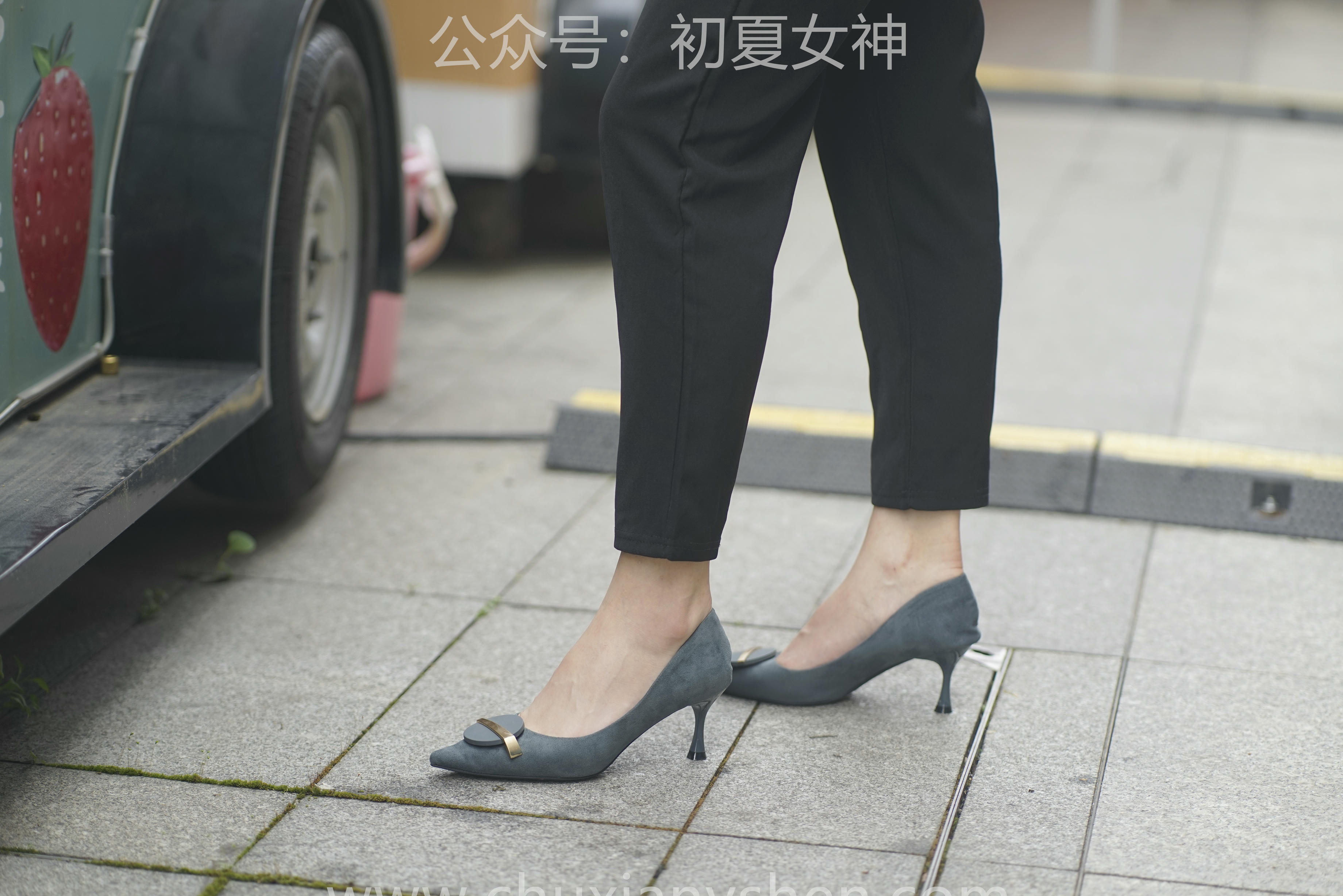 初夏女神 NO.060 小悦悦 职场小白[129P+1V／5.48GB]_第2集