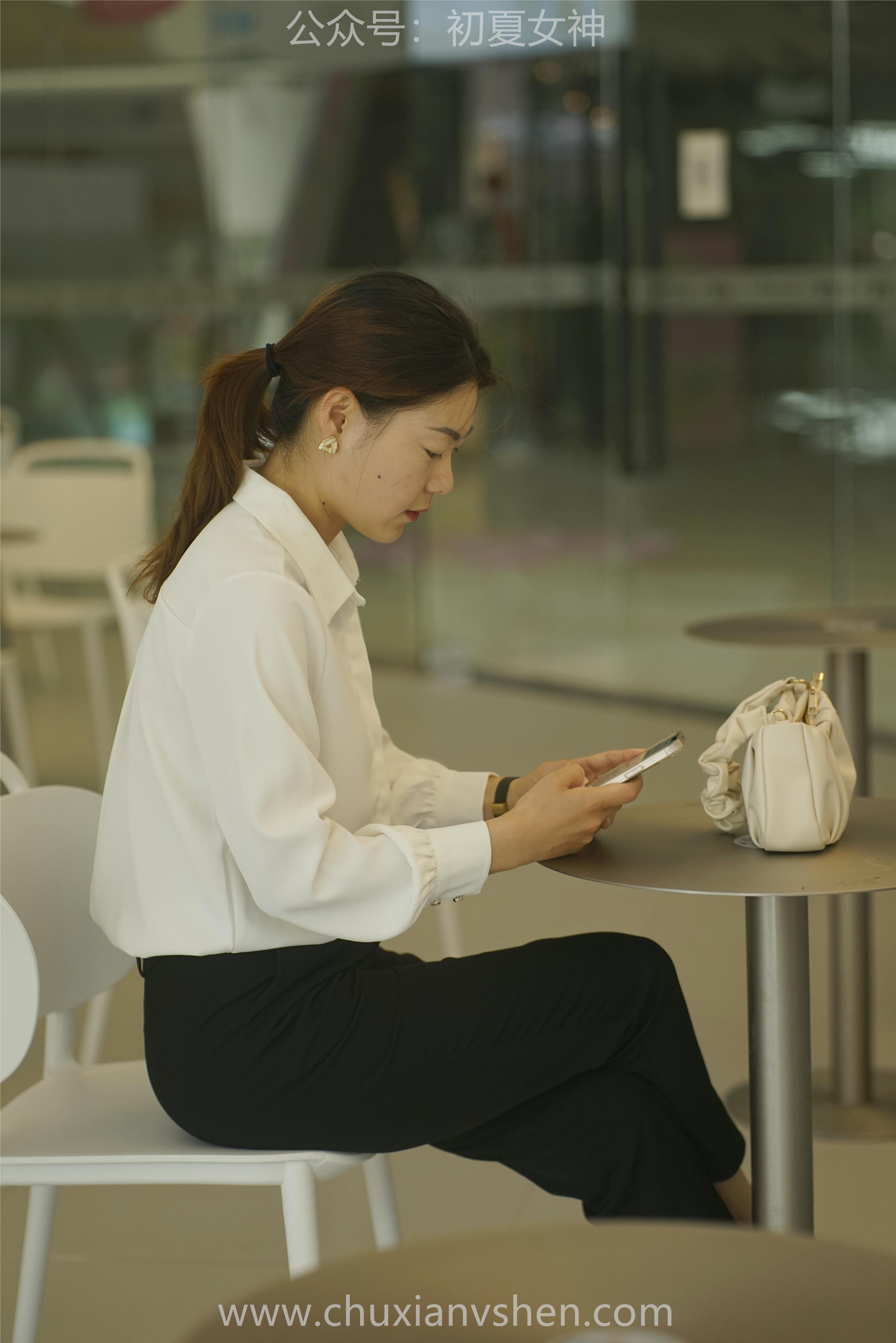 初夏女神 NO.060 小悦悦 职场小白[129P+1V／5.48GB]_第3集