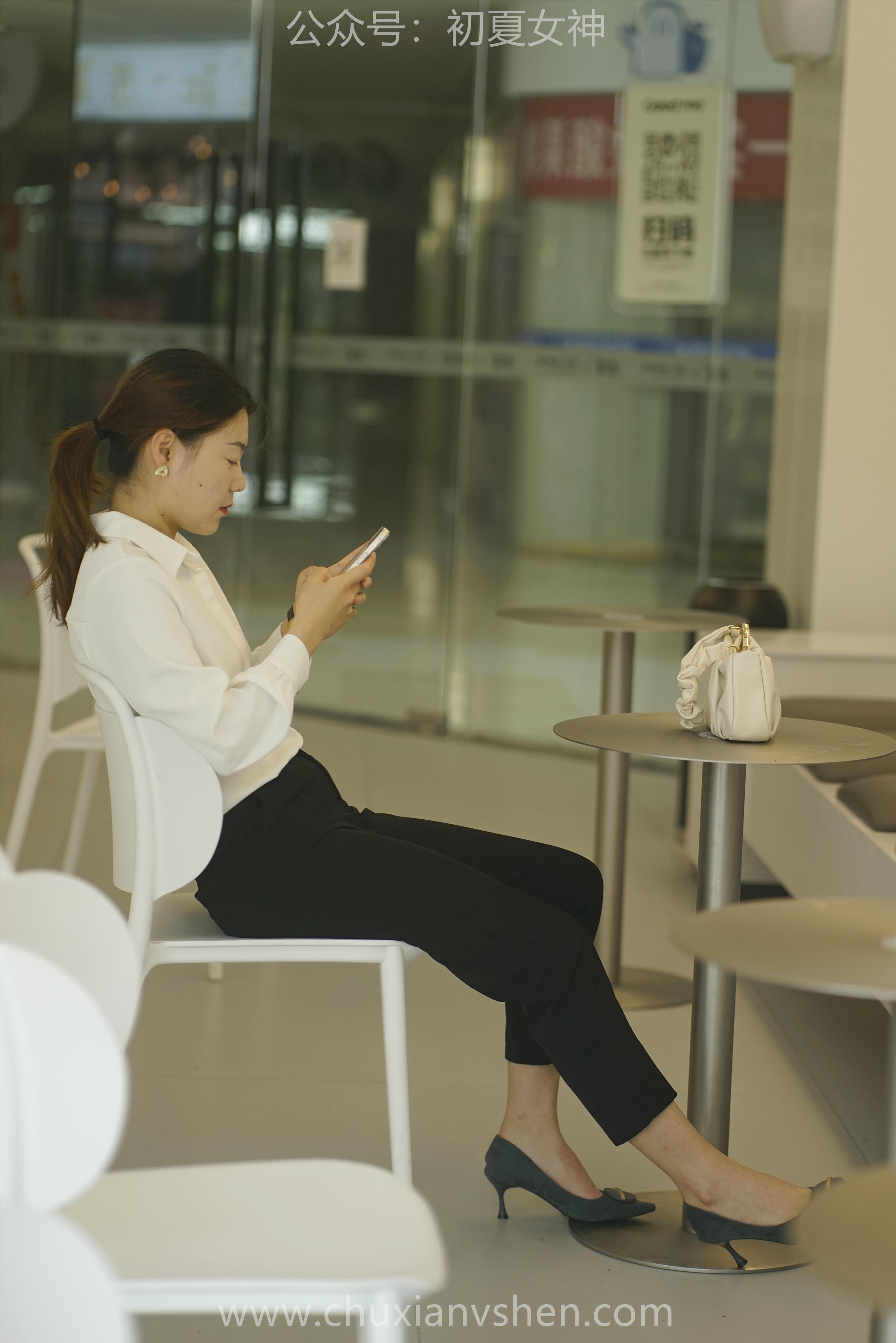 初夏女神 NO.060 小悦悦 职场小白[129P+1V／5.48GB]_第3集