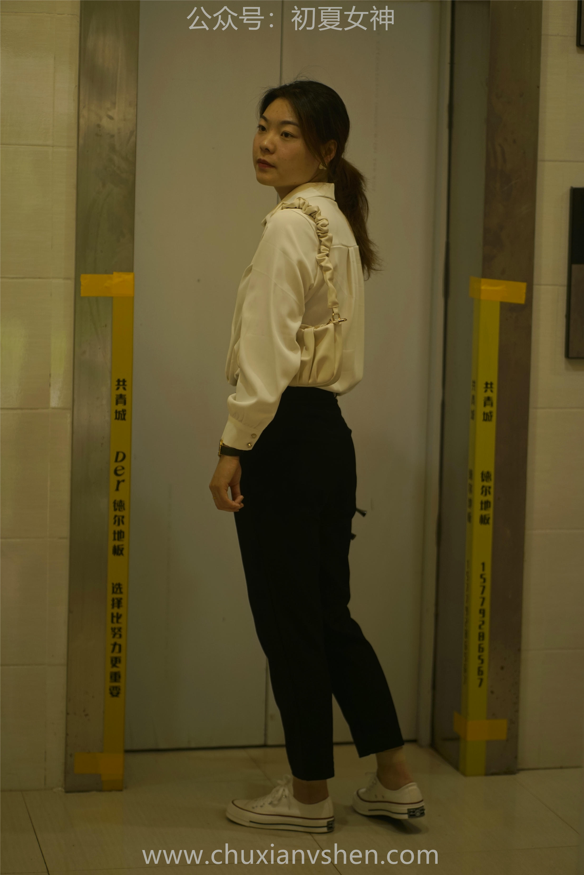 初夏女神 NO.060 小悦悦 职场小白[129P+1V／5.48GB]_第5集