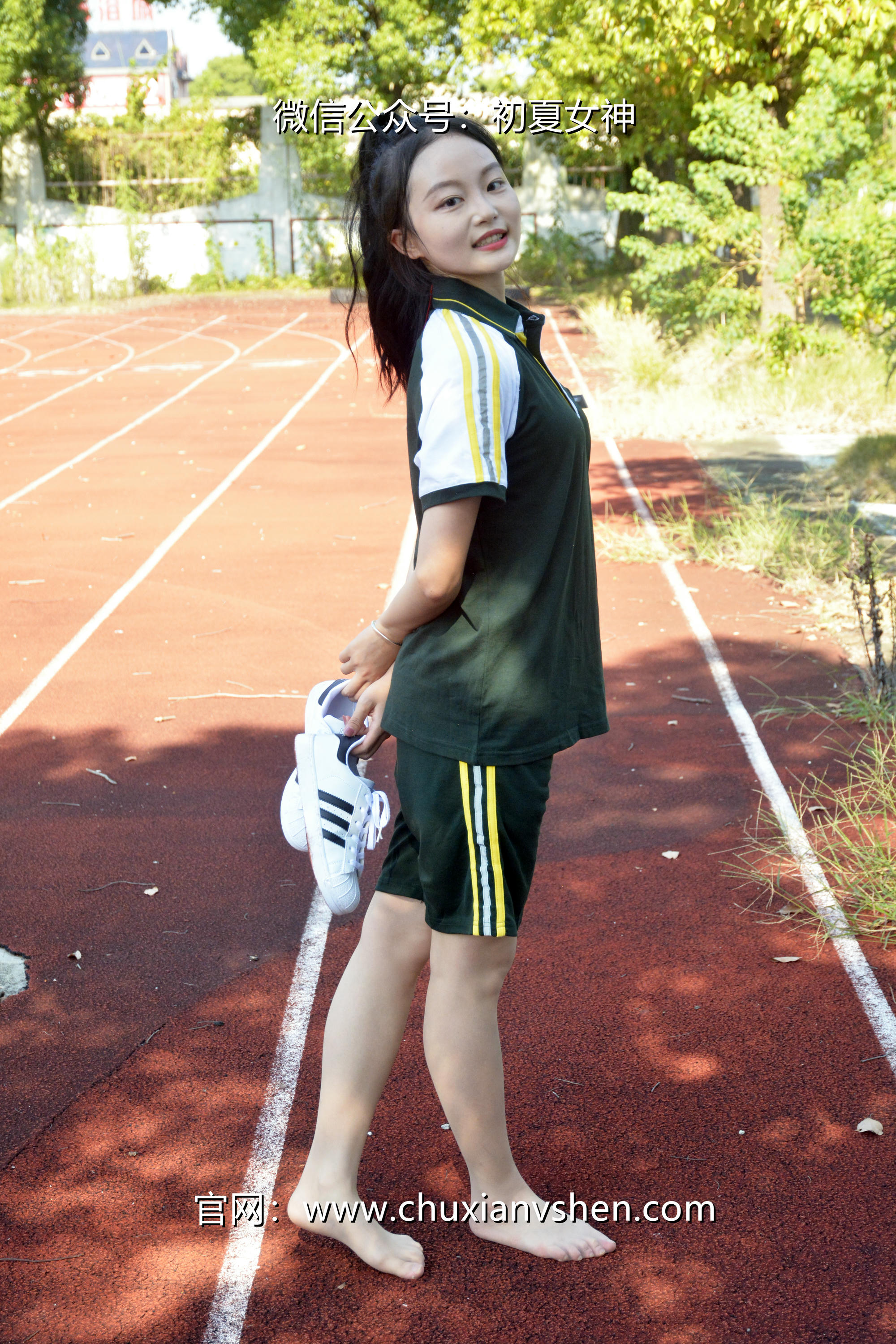 初夏女神 NO.023 双双 绿色校服[160P+1V／5.93GB]_第5集