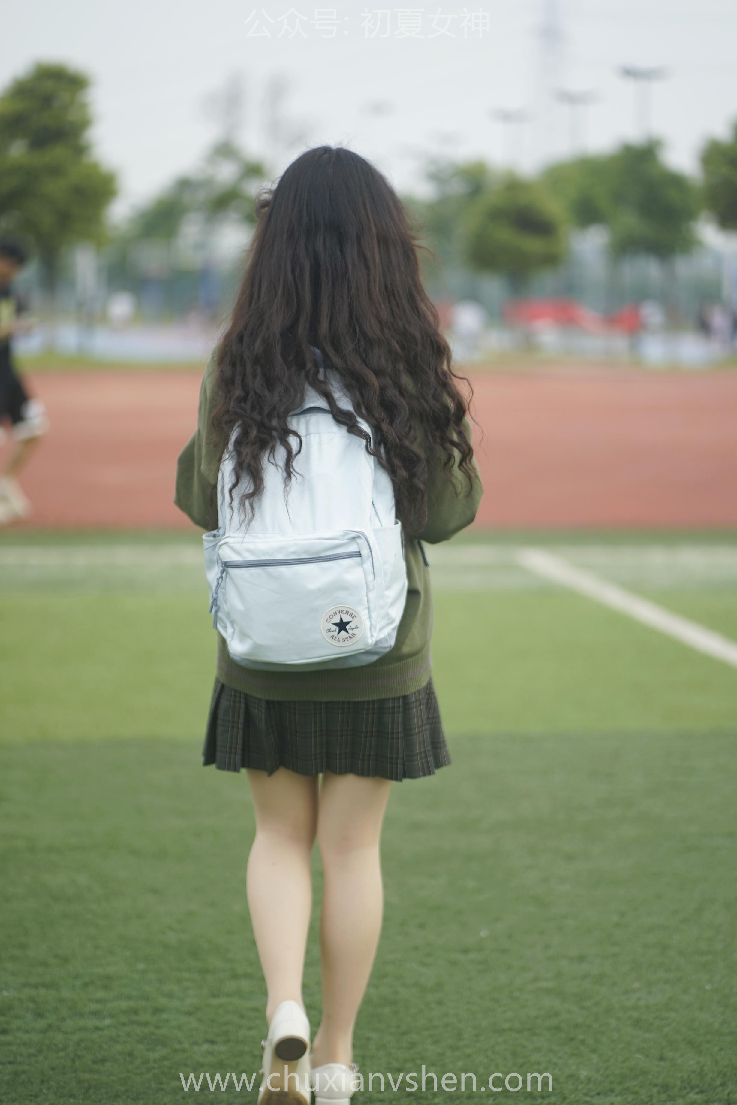 初夏女神 NO.064 欢欢 新晋学妹-学妹的一天[164P+1V／8.72GB]_第8集