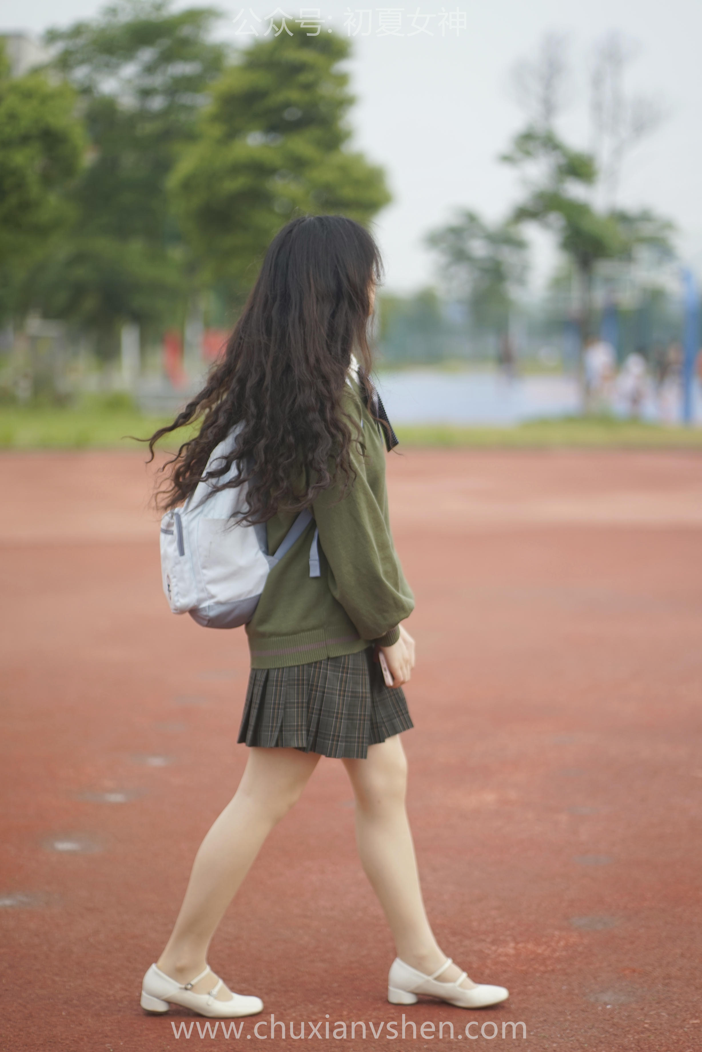 初夏女神 NO.064 欢欢 新晋学妹-学妹的一天[164P+1V／8.72GB]_第8集