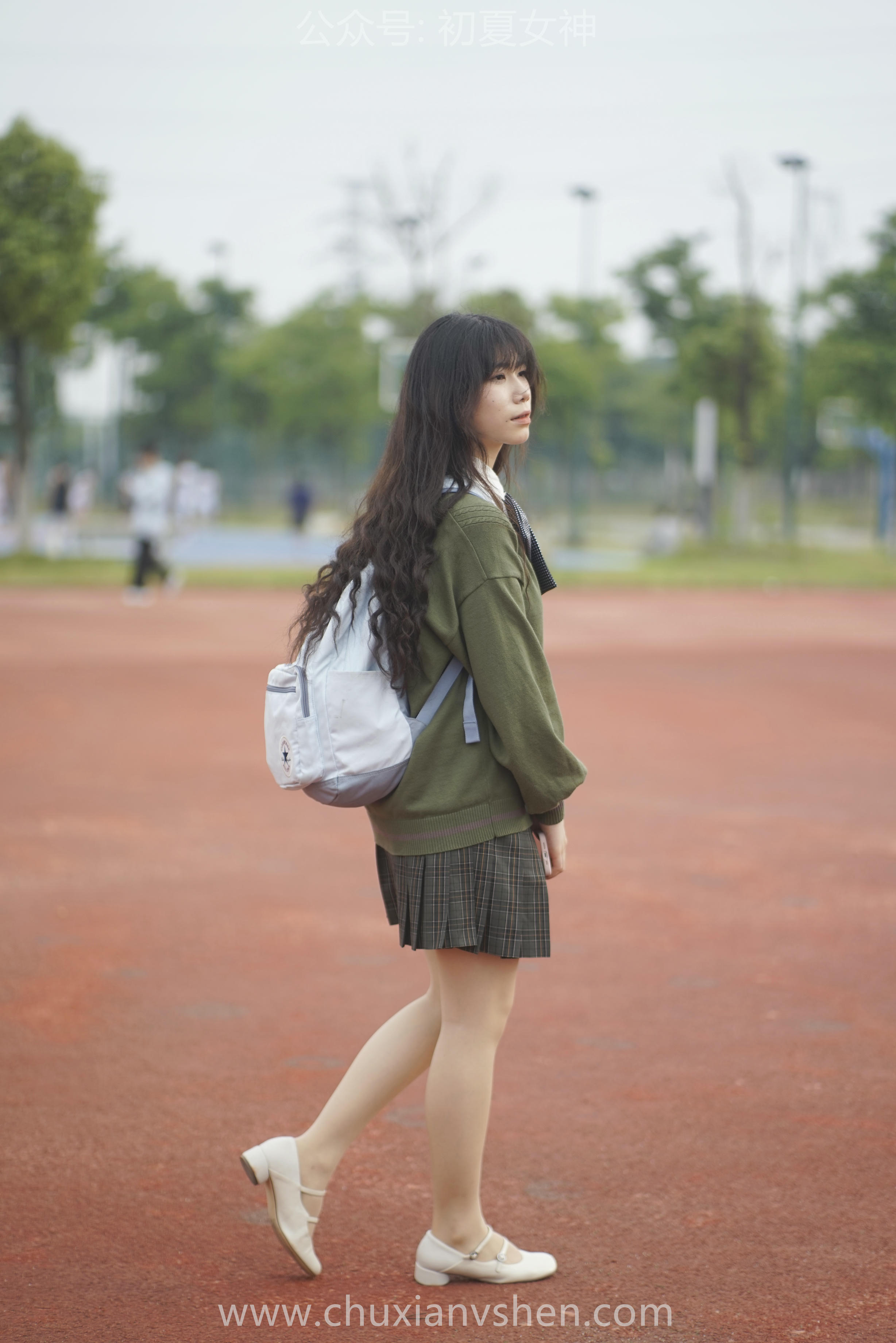 初夏女神 NO.064 欢欢 新晋学妹-学妹的一天[164P+1V／8.72GB]_第8集