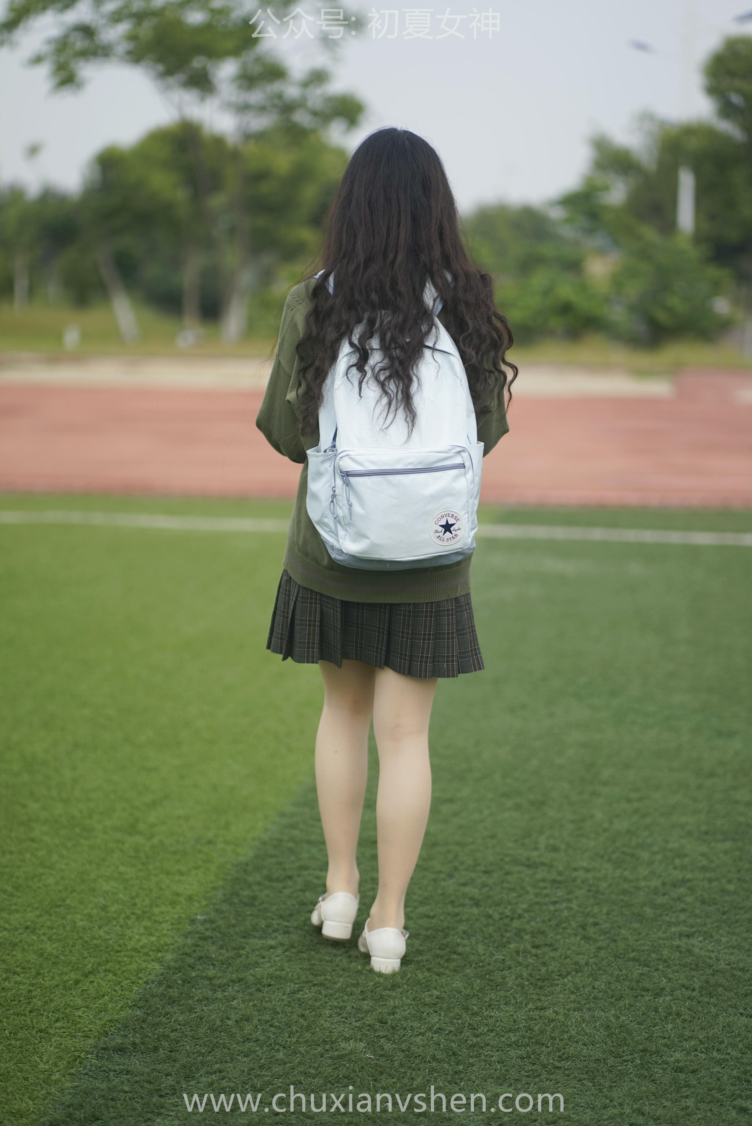 初夏女神 NO.064 欢欢 新晋学妹-学妹的一天[164P+1V／8.72GB]_第9集