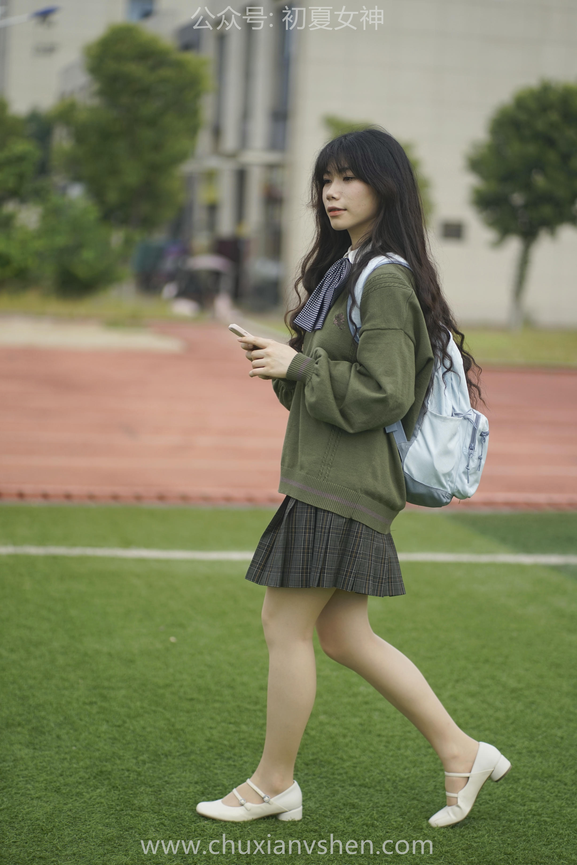 初夏女神 NO.064 欢欢 新晋学妹-学妹的一天[164P+1V／8.72GB]_第9集