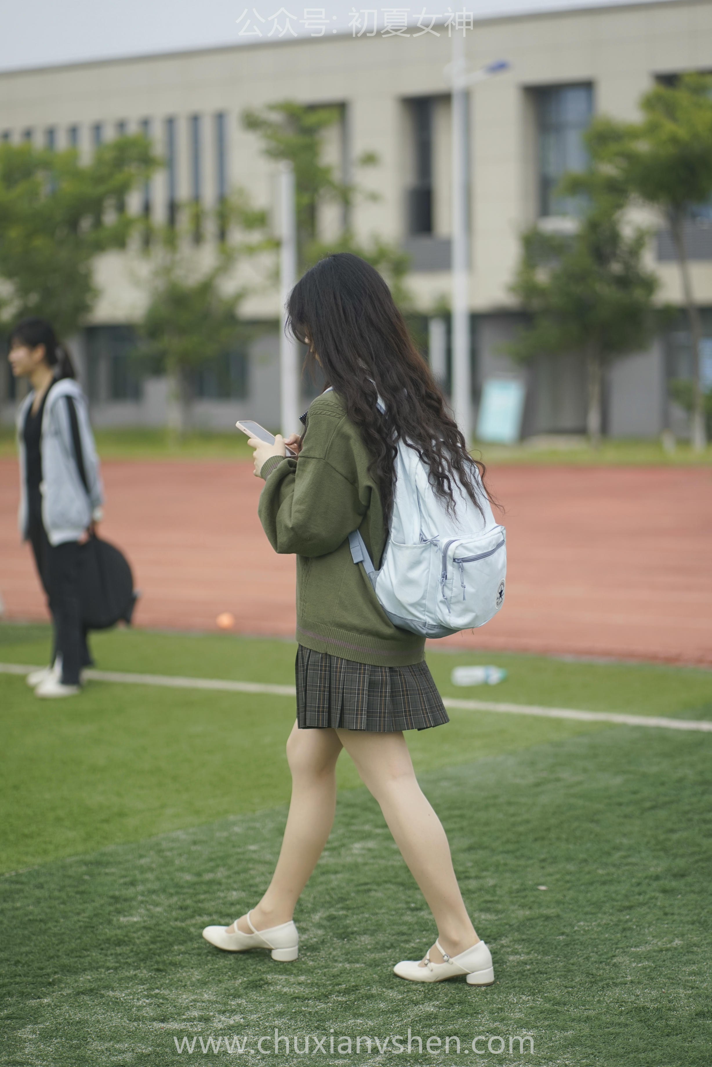 初夏女神 NO.064 欢欢 新晋学妹-学妹的一天[164P+1V／8.72GB]_第9集