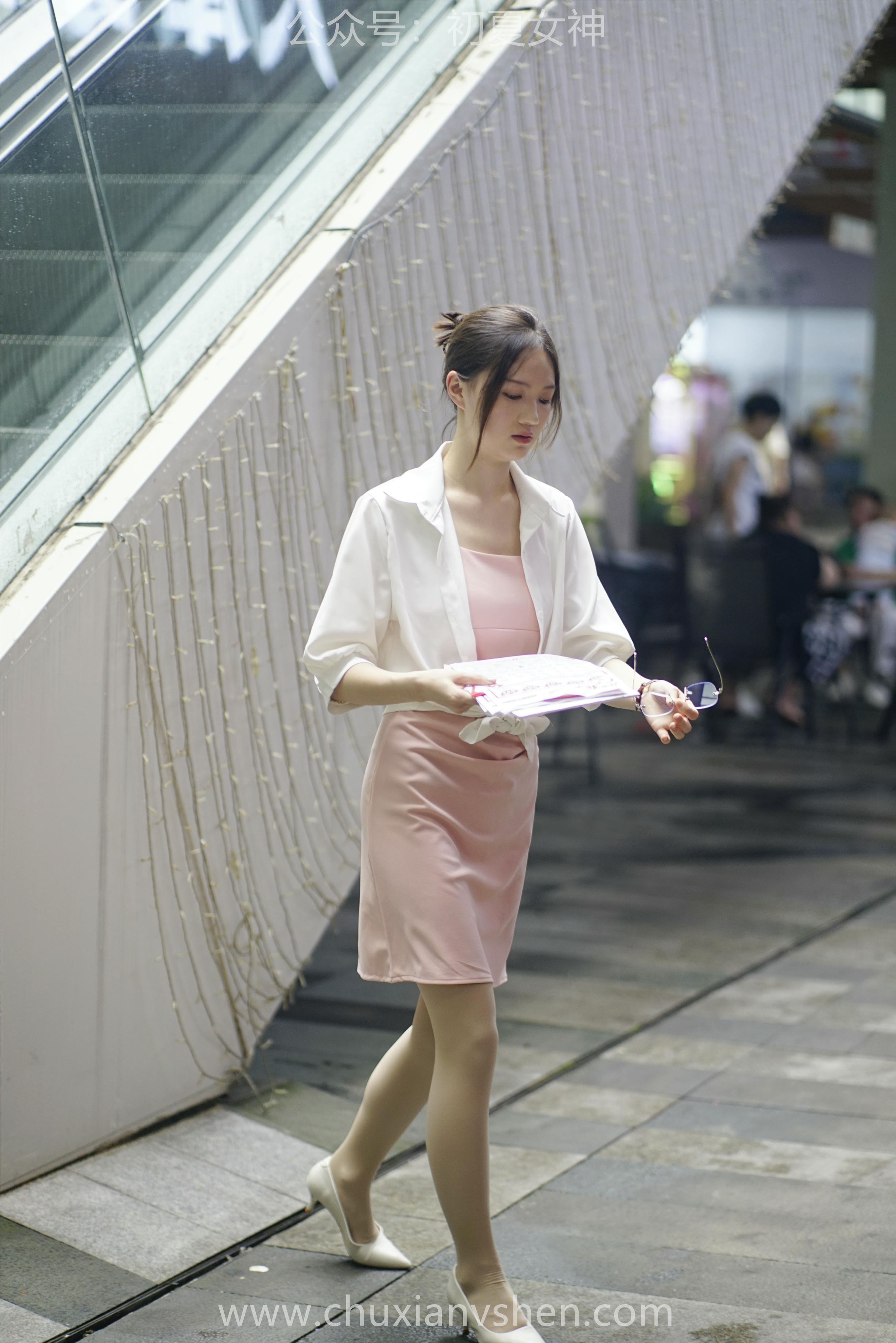 初夏女神 NO.066 大发 周末兼职[226P+1V／7.36GB]_第6集