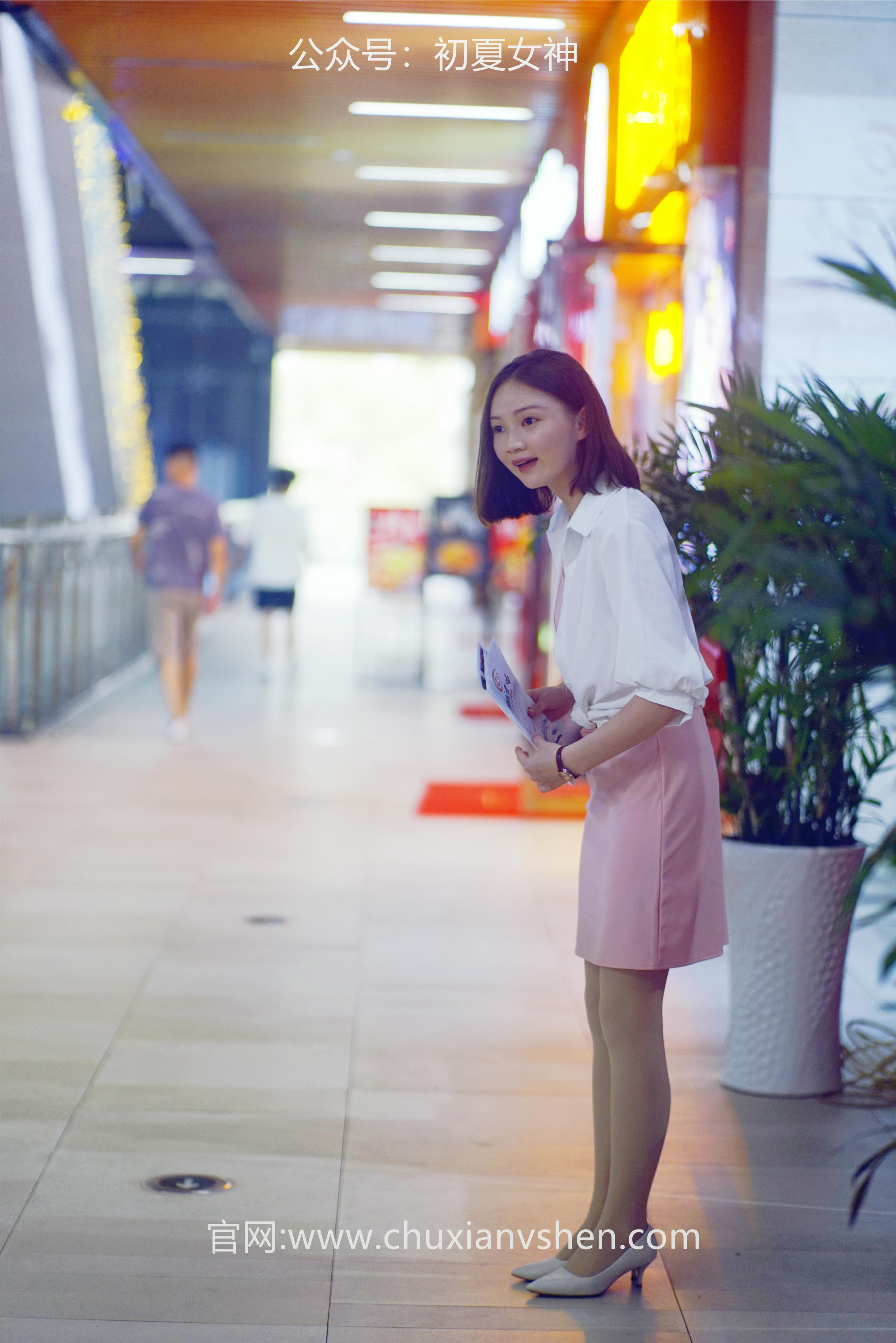 初夏女神 NO.066 大发 周末兼职[226P+1V／7.36GB]_第1集