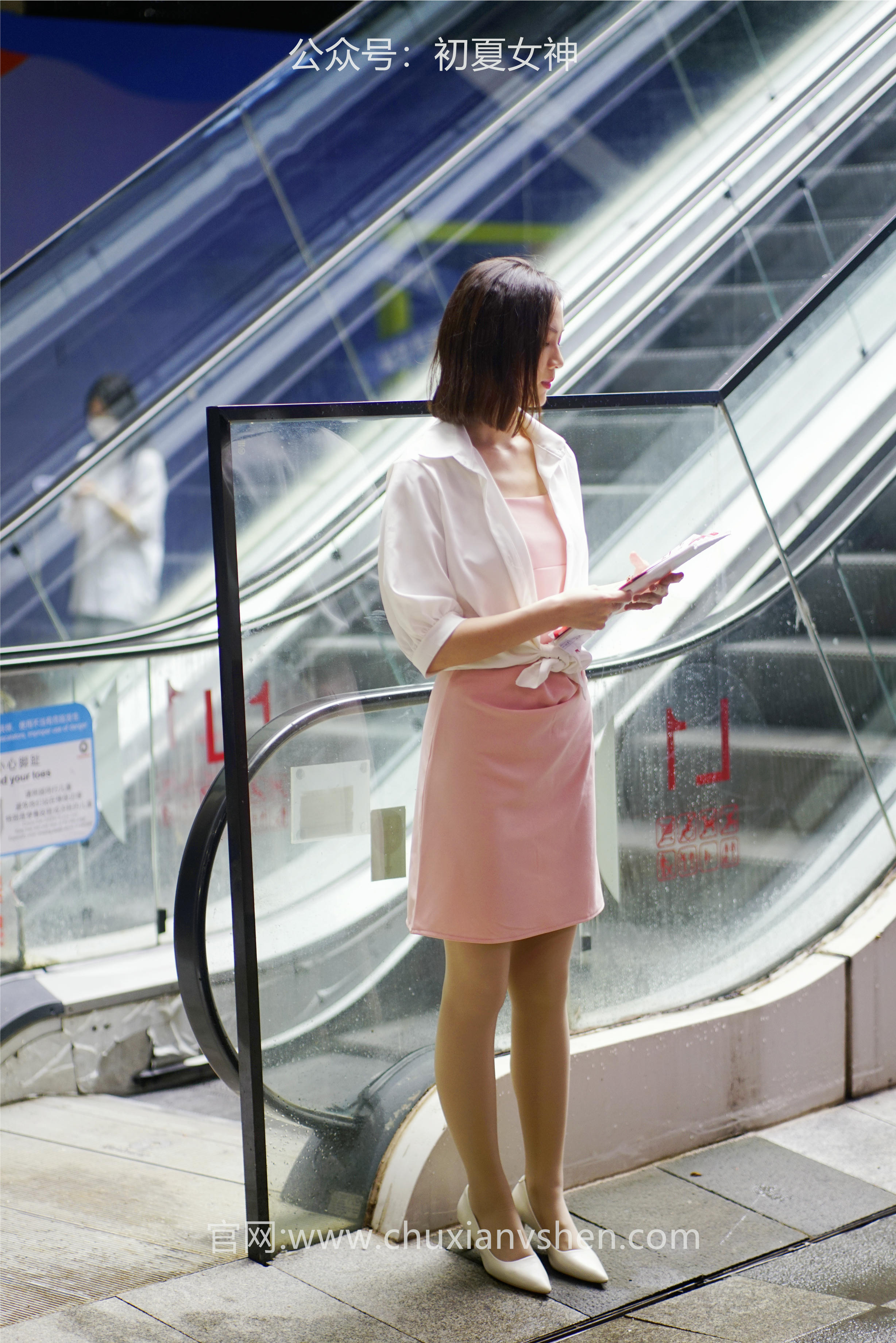 初夏女神 NO.066 大发 周末兼职[226P+1V／7.36GB]_第4集