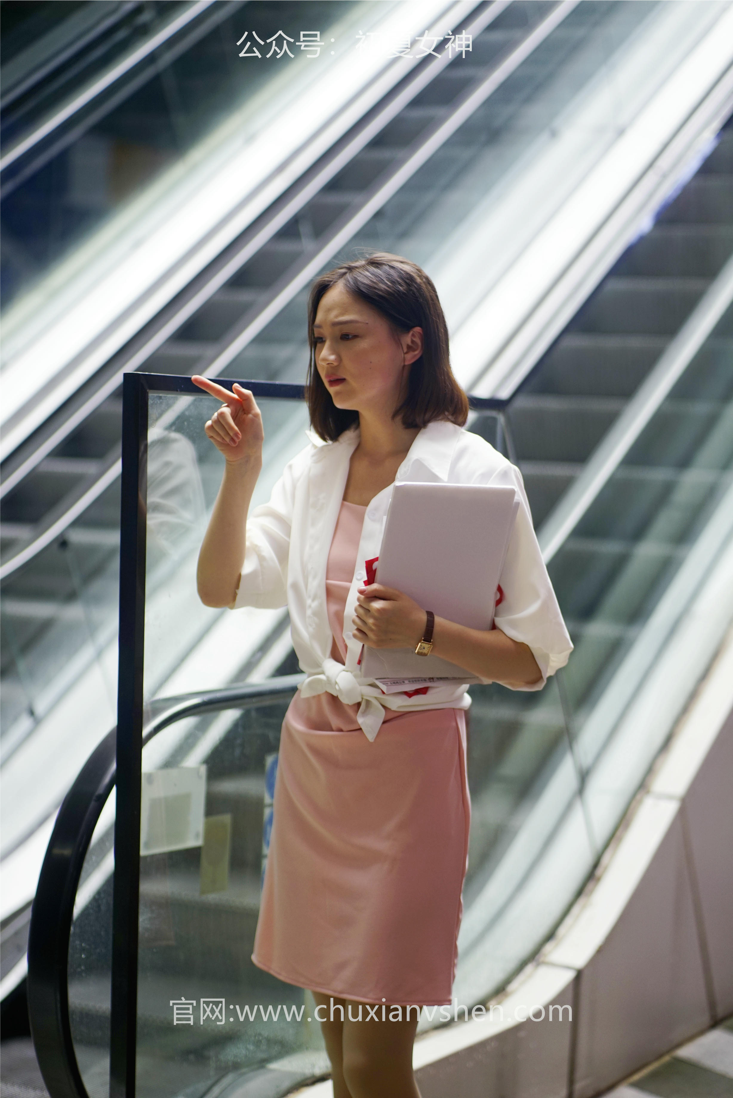 初夏女神 NO.066 大发 周末兼职[226P+1V／7.36GB]_第4集