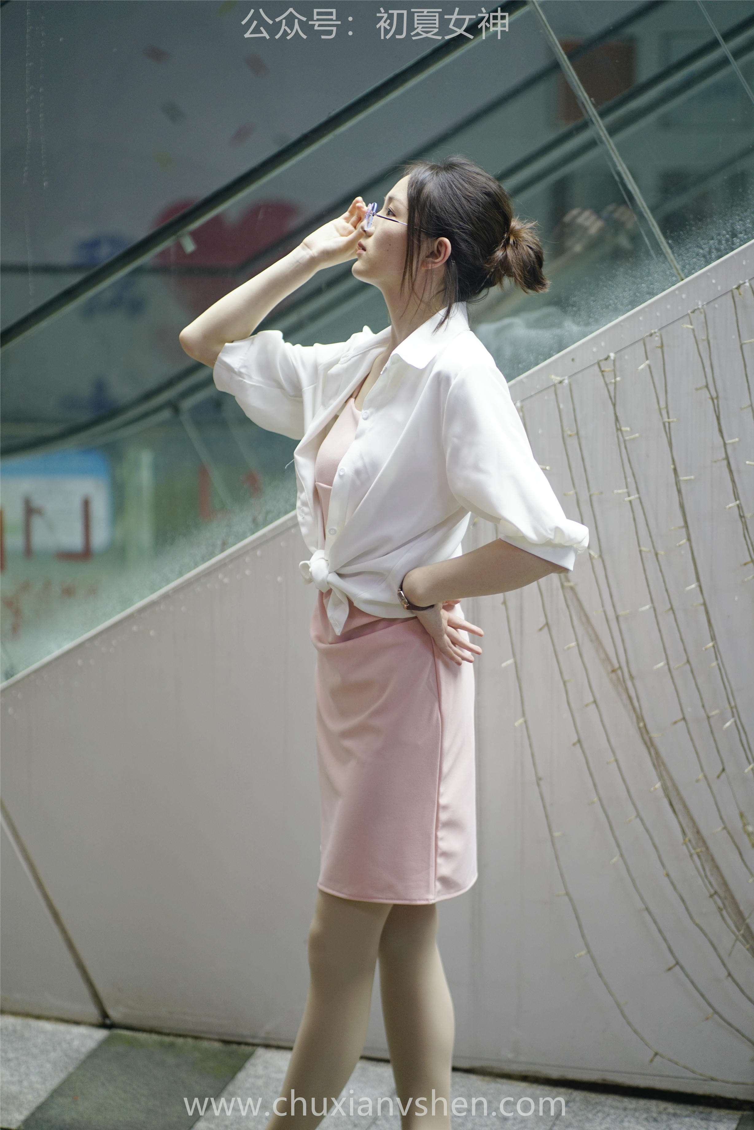 初夏女神 NO.066 大发 周末兼职[226P+1V／7.36GB]_第5集