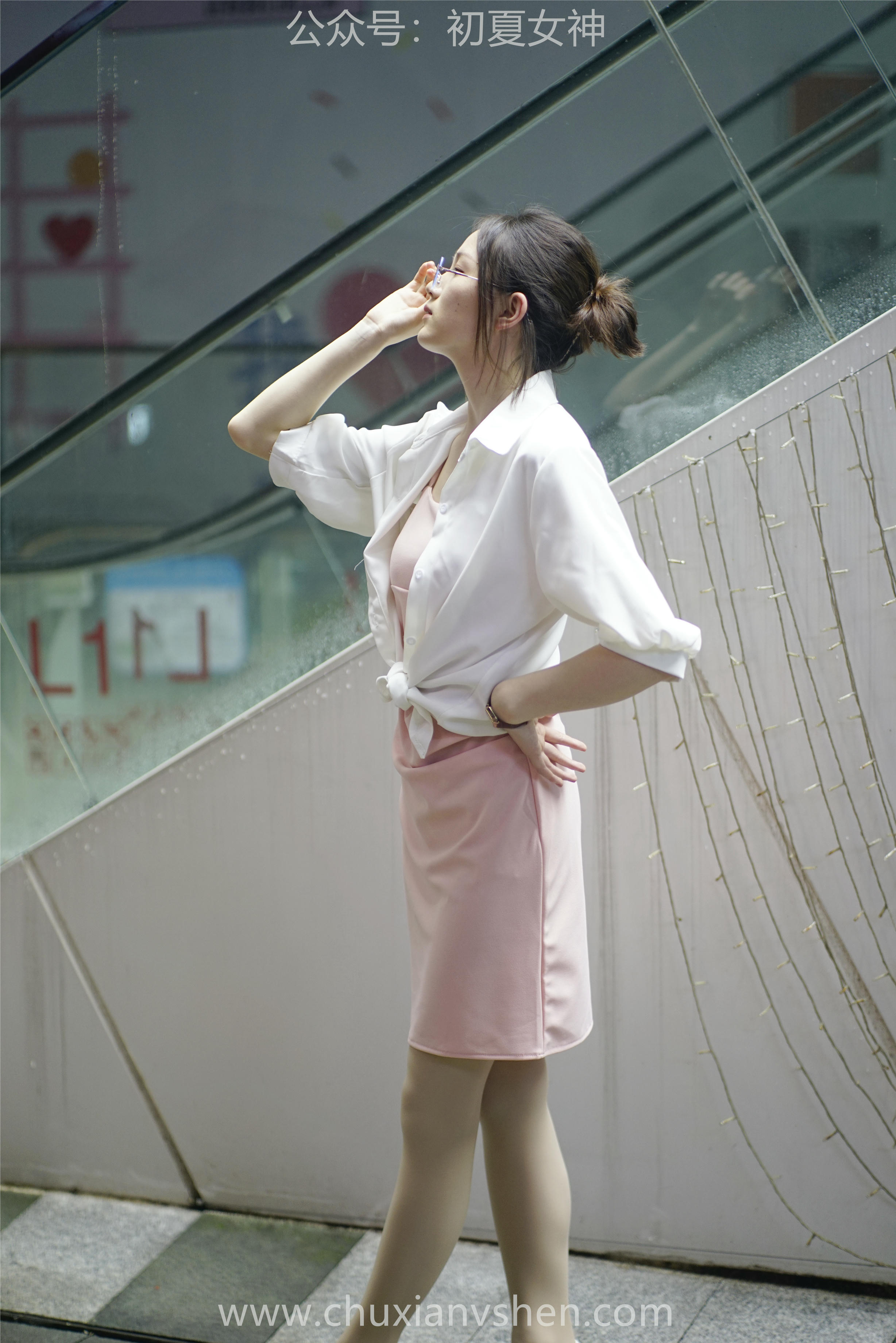 初夏女神 NO.066 大发 周末兼职[226P+1V／7.36GB]_第5集