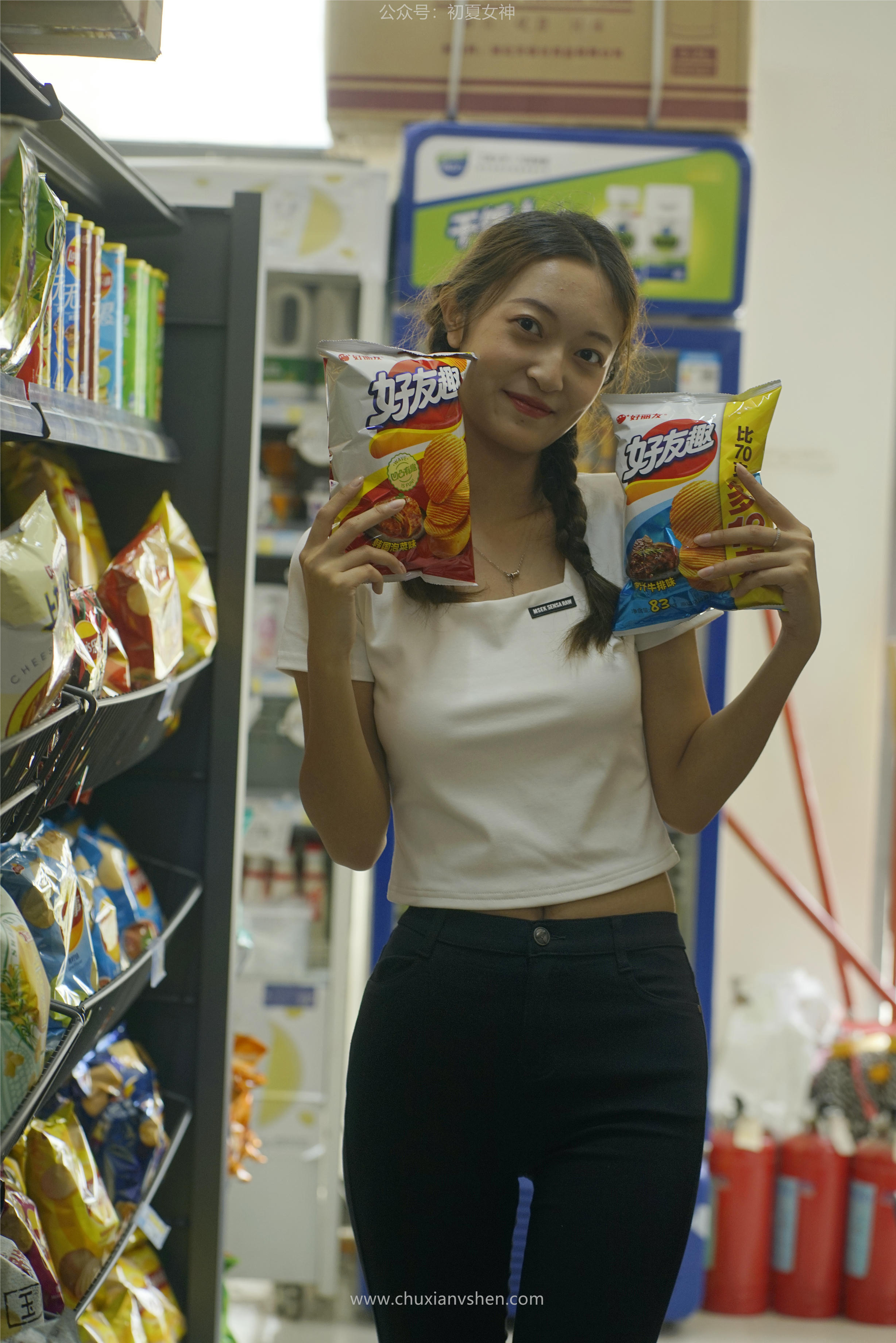 初夏女神 NO.067 依依 邻家女孩-毕业季[140P+1V／6.94GB]_第6集