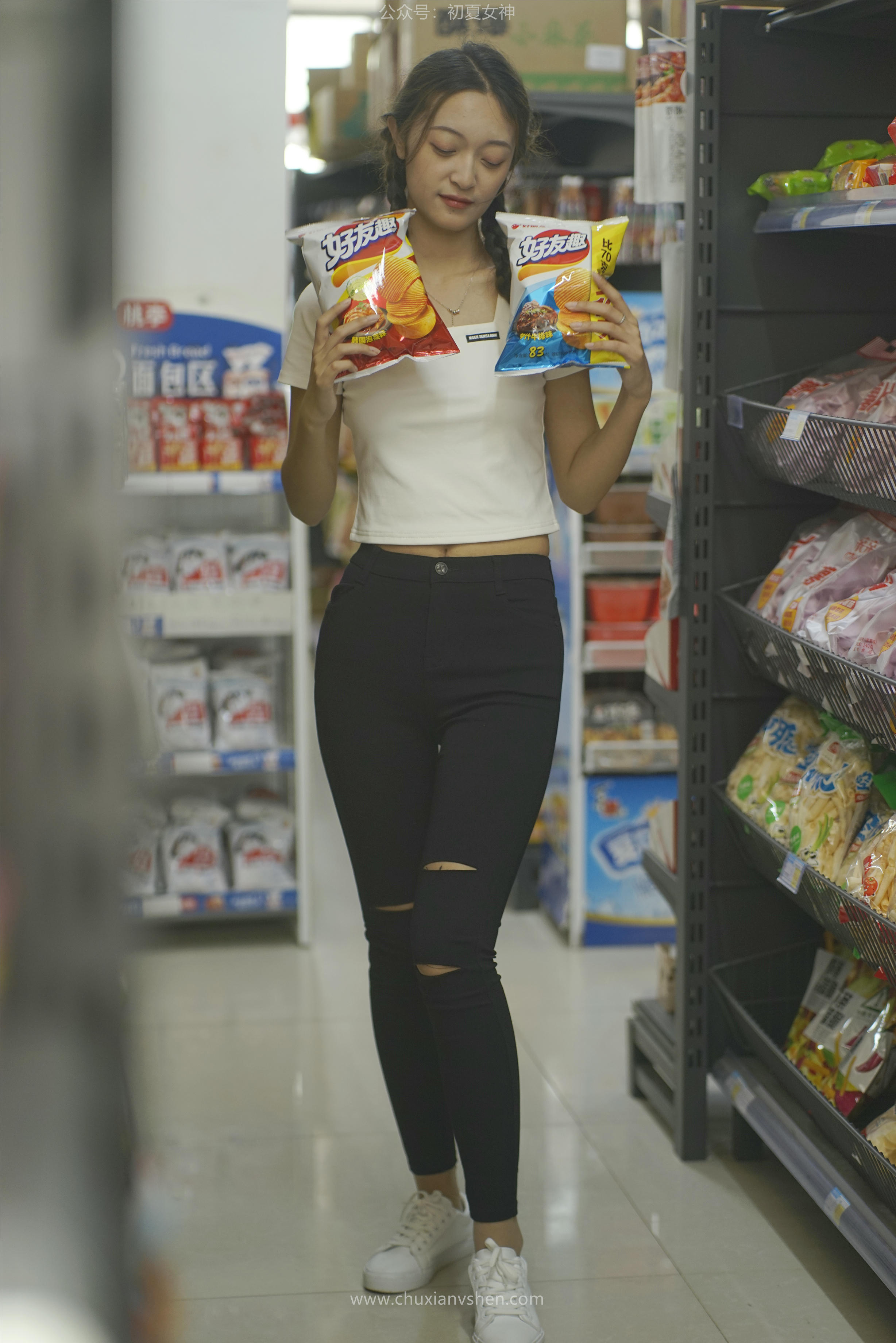 初夏女神 NO.067 依依 邻家女孩-毕业季[140P+1V／6.94GB]_第6集