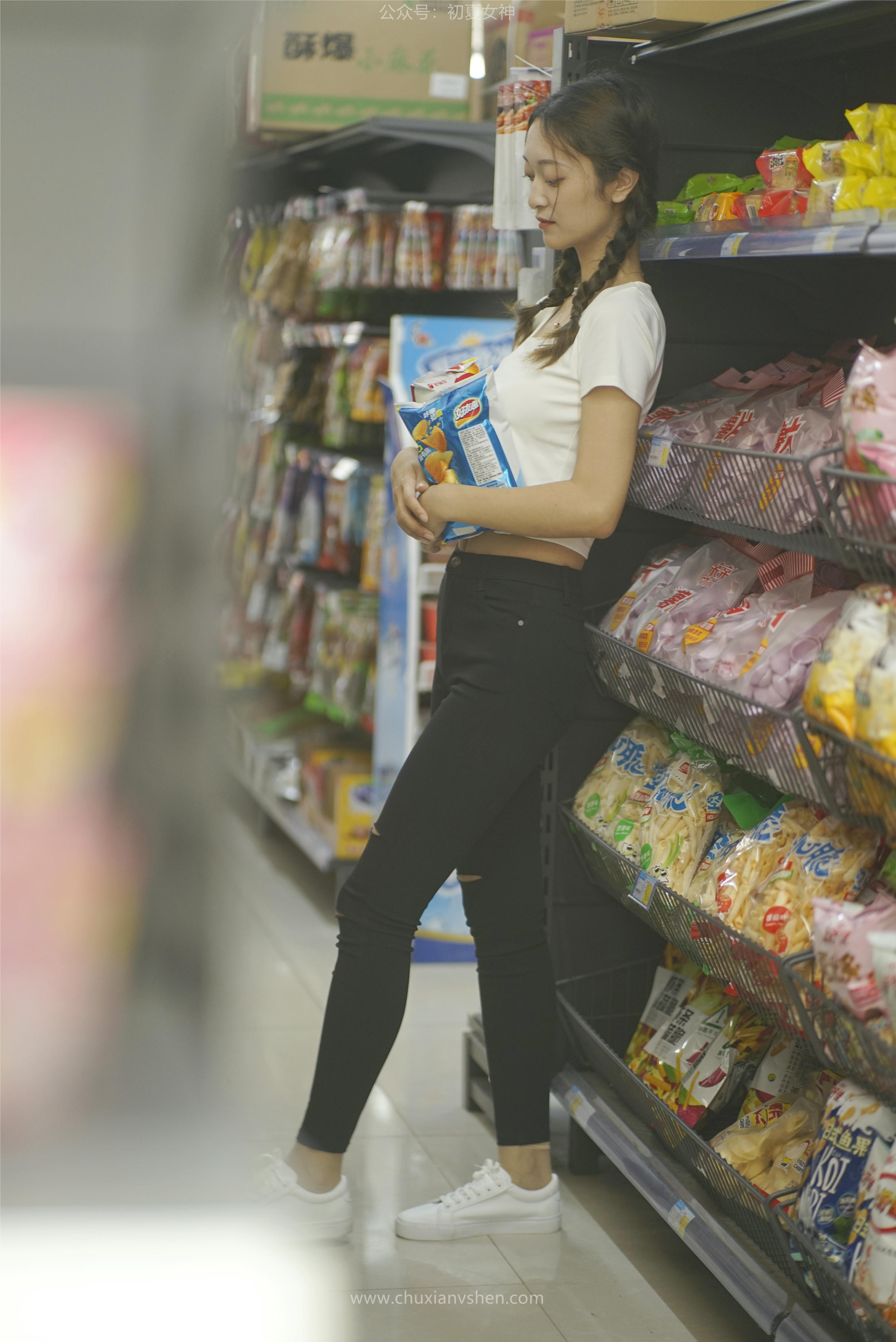 初夏女神 NO.067 依依 邻家女孩-毕业季[140P+1V／6.94GB]_第6集