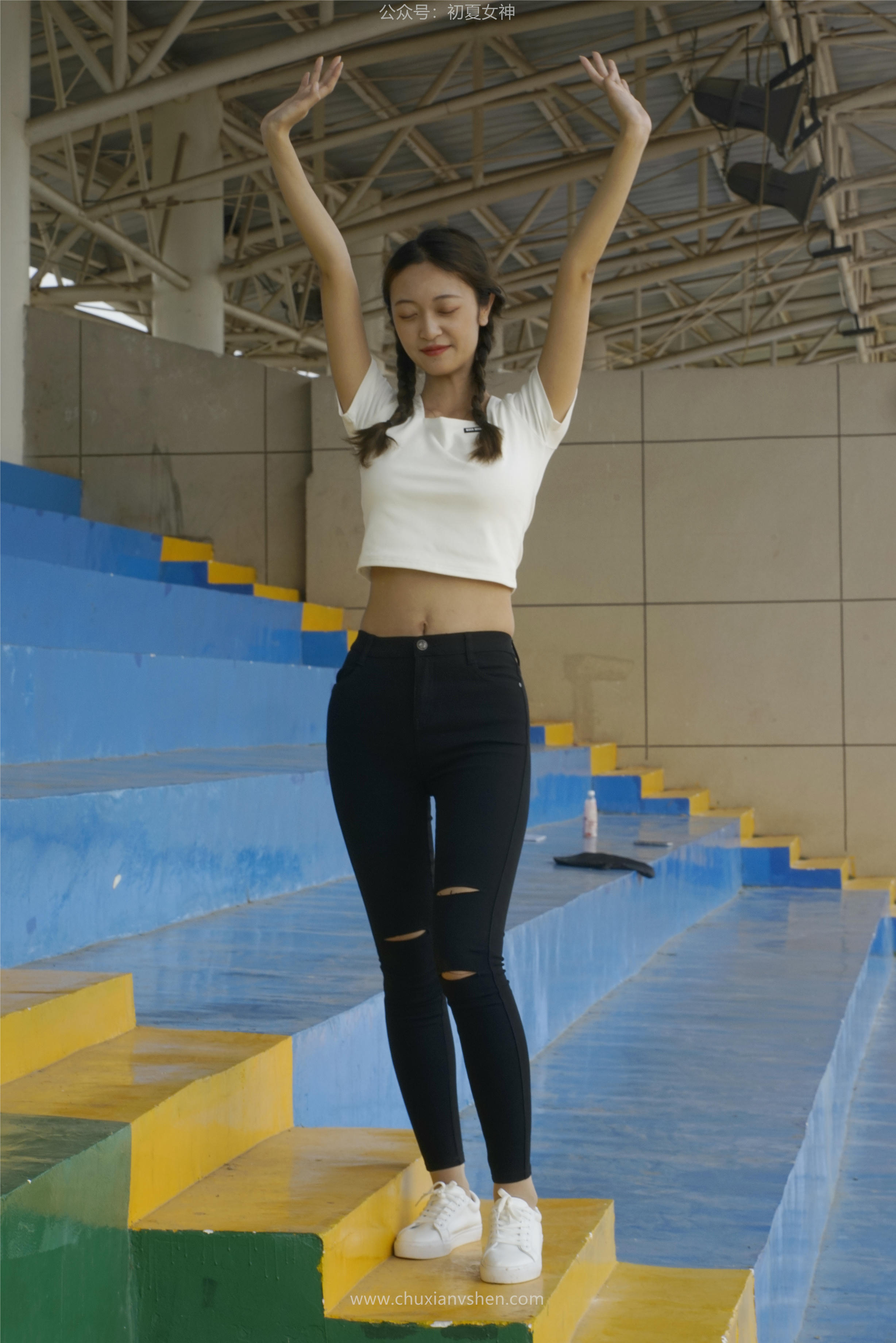 初夏女神 NO.067 依依 邻家女孩-毕业季[140P+1V／6.94GB]_第6集